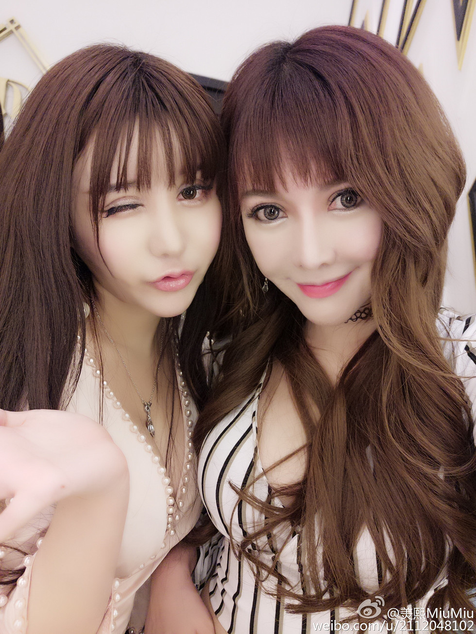 混血嫩模美熙MiuMiu完美身材火辣喷血大尺度微博写真456P