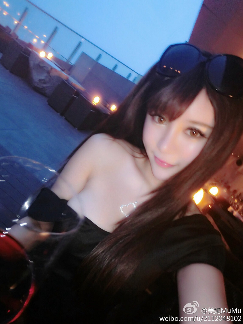 混血嫩模美熙MiuMiu完美身材火辣喷血大尺度微博写真456P