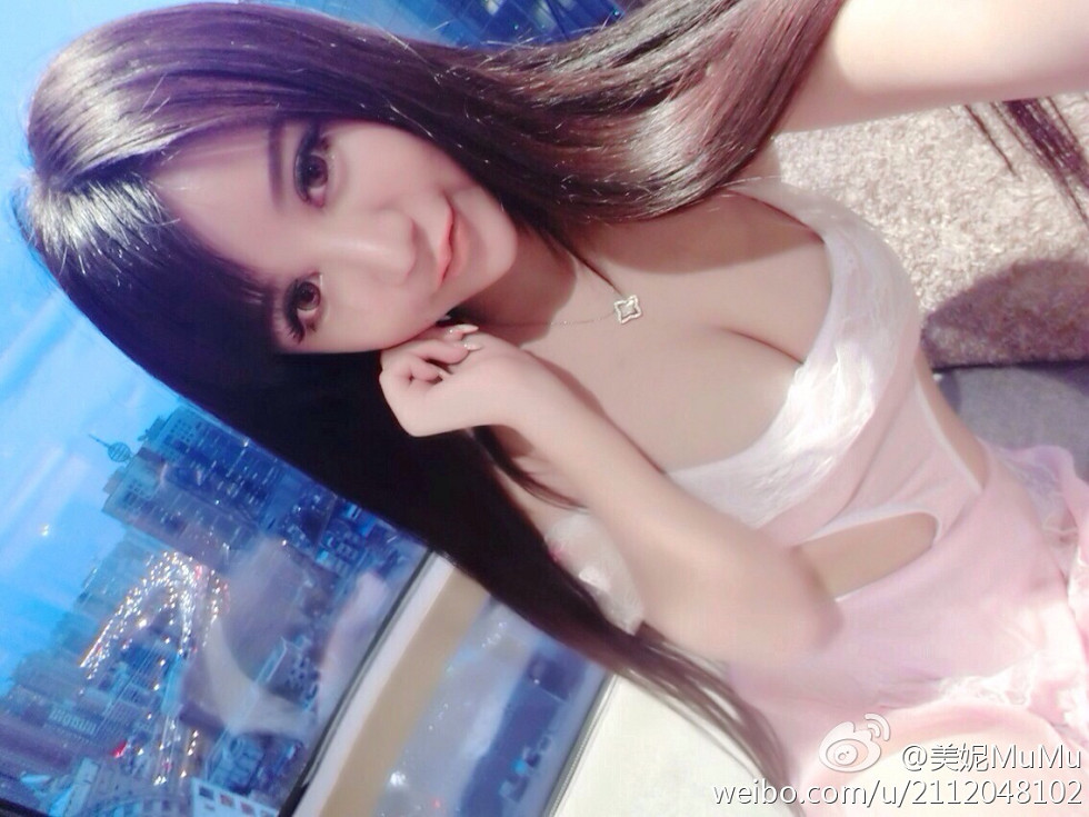 混血嫩模美熙MiuMiu完美身材火辣喷血大尺度微博写真456P