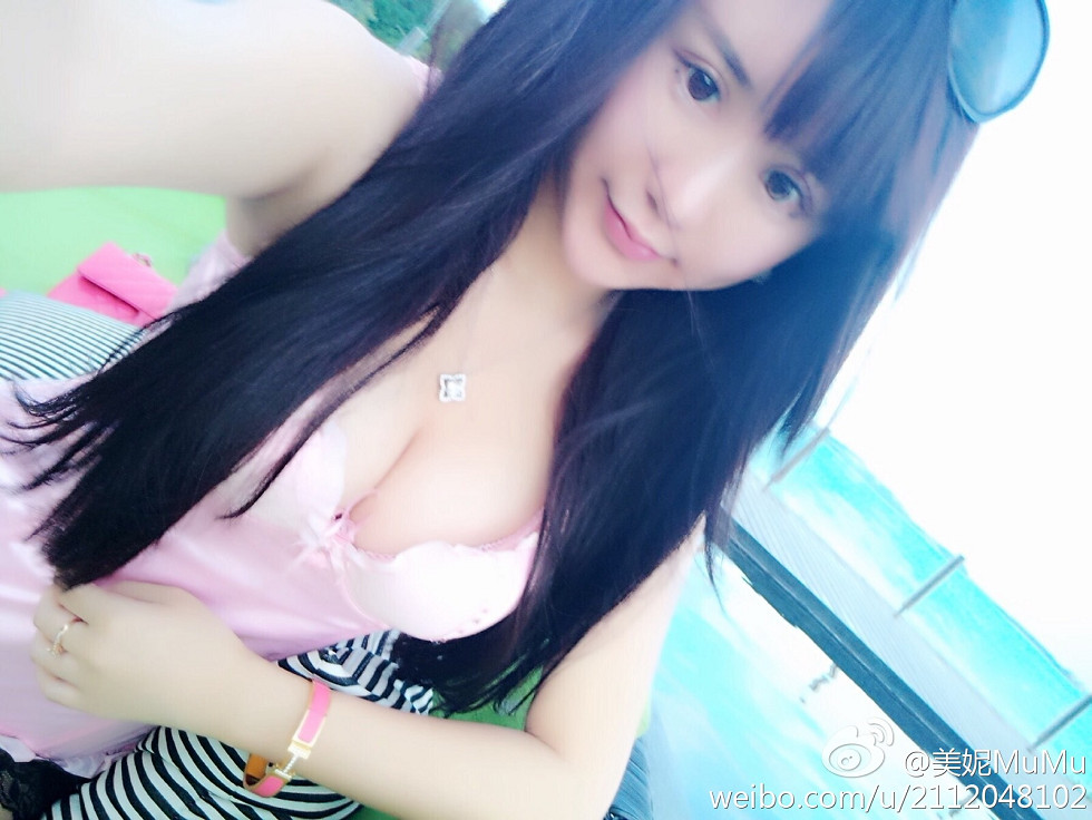 混血嫩模美熙MiuMiu完美身材火辣喷血大尺度微博写真456P