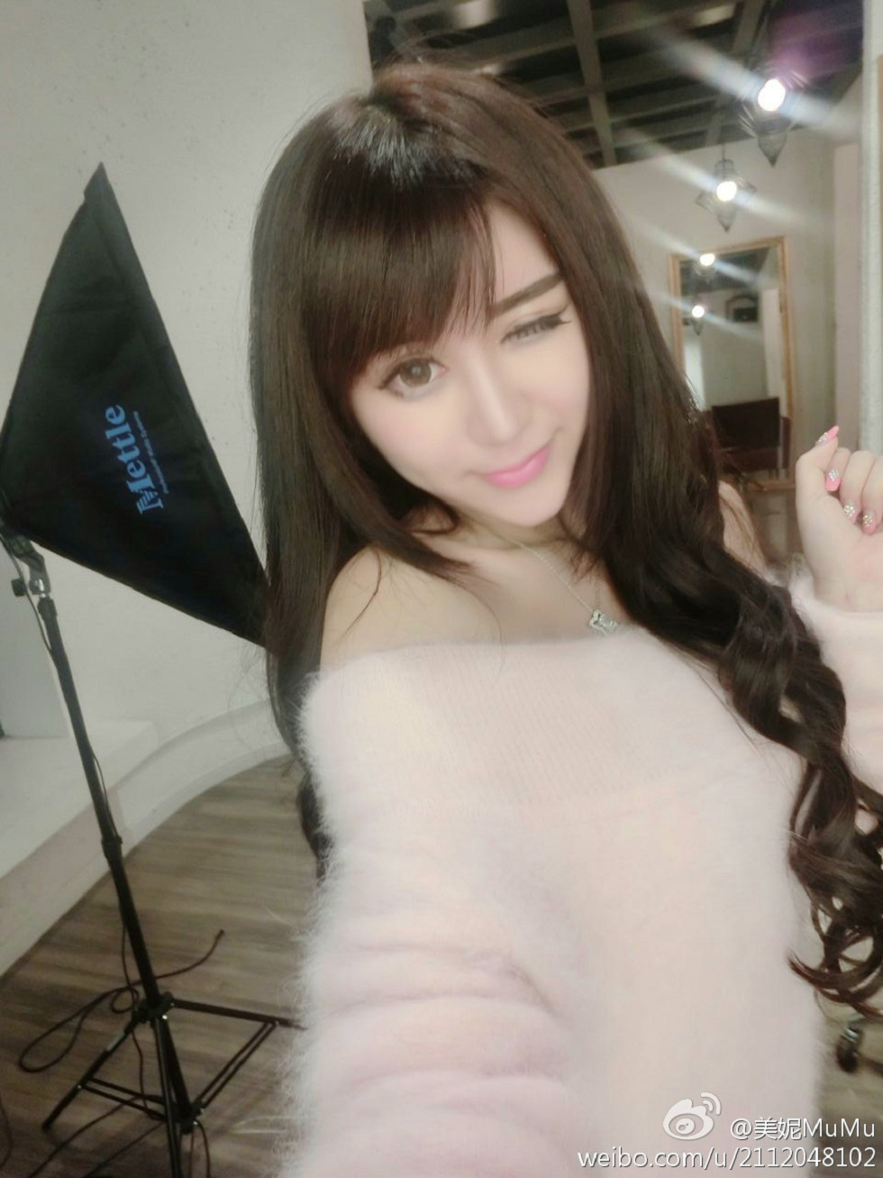 混血嫩模美熙MiuMiu完美身材火辣喷血大尺度微博写真456P