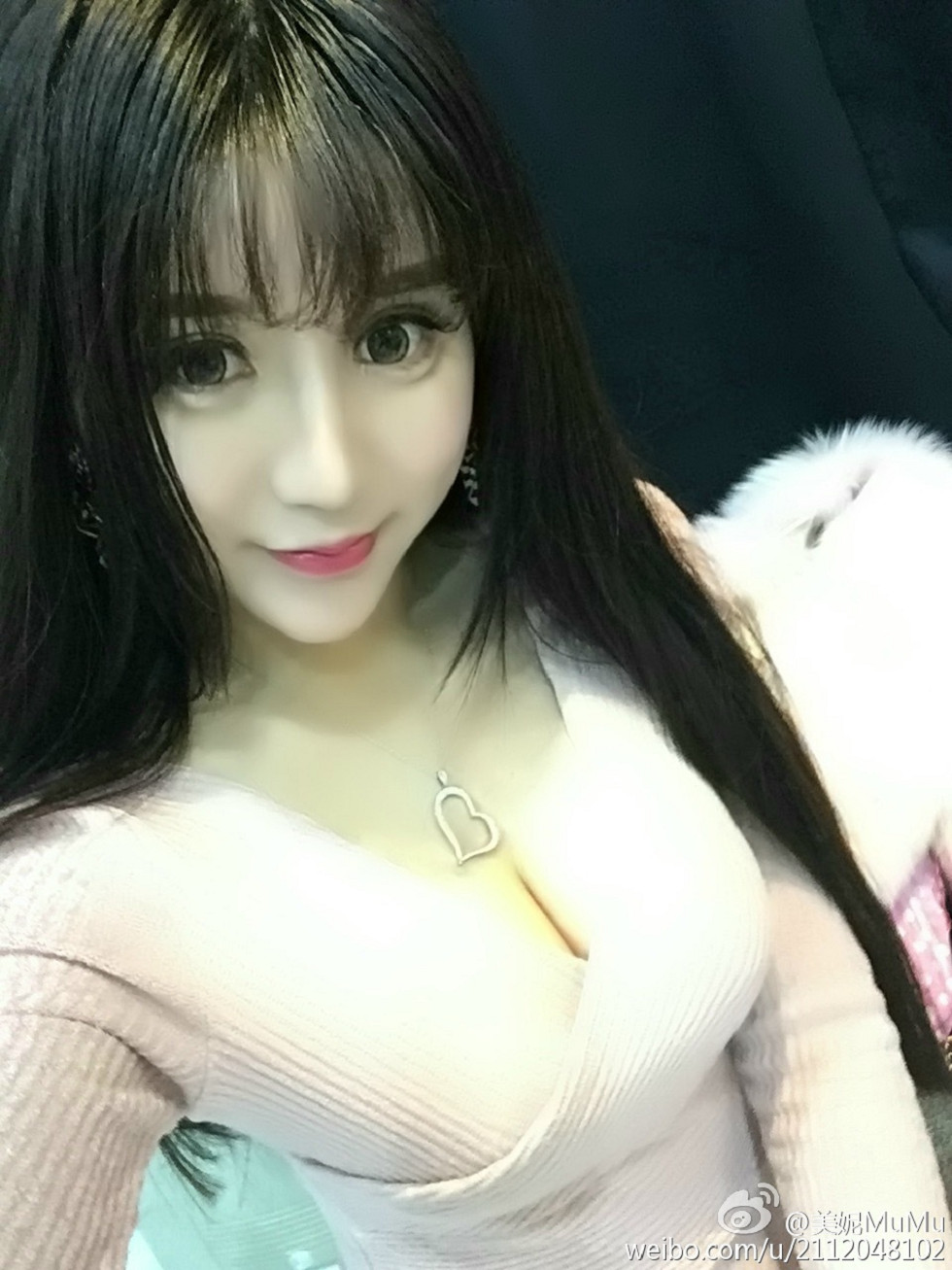 混血嫩模美熙MiuMiu完美身材火辣喷血大尺度微博写真456P