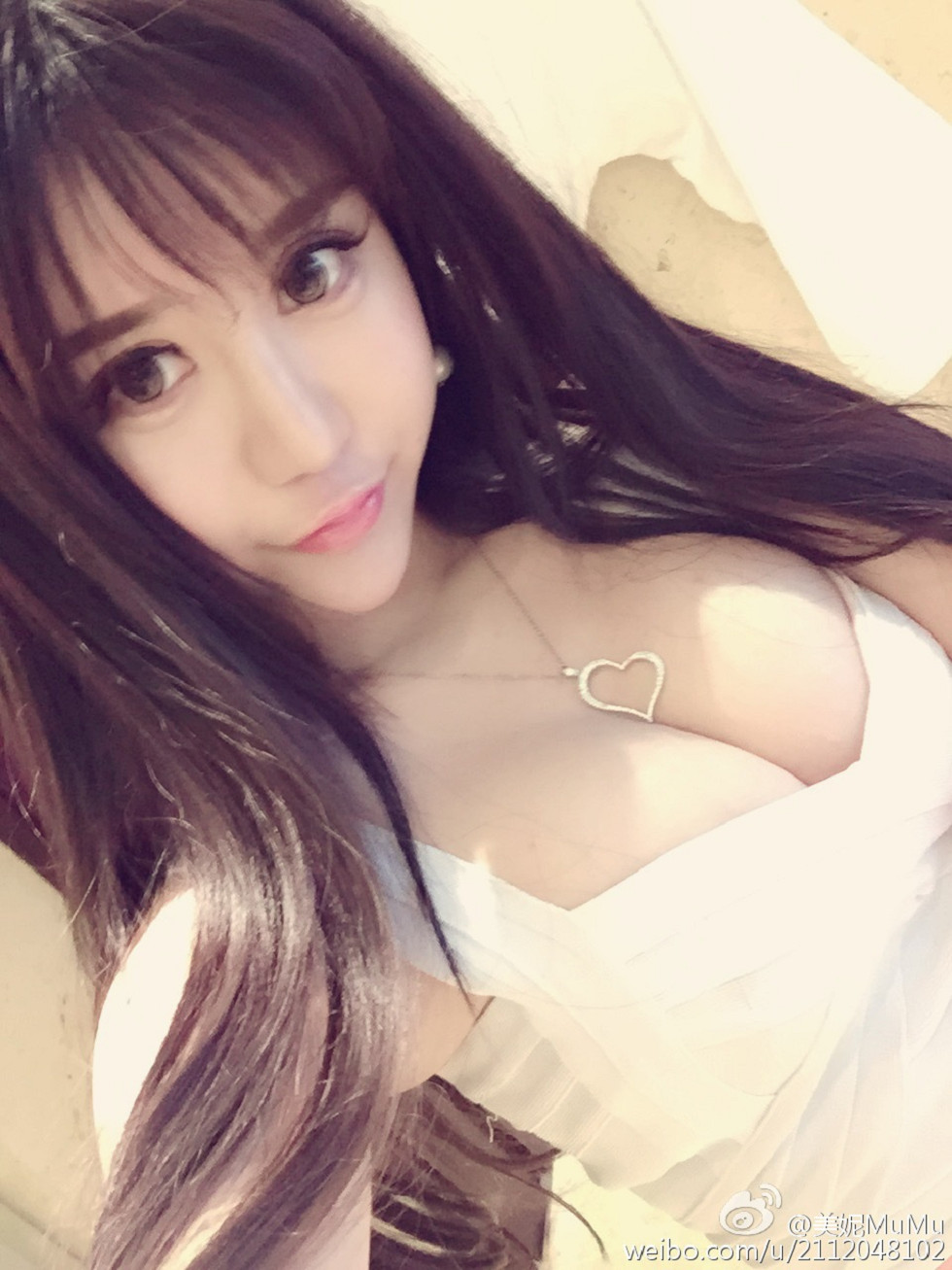 混血嫩模美熙MiuMiu完美身材火辣喷血大尺度微博写真456P