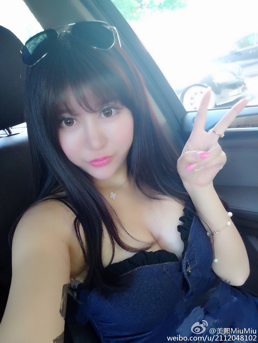 混血嫩模美熙MiuMiu完美身材火辣喷血大尺度微博写真456P