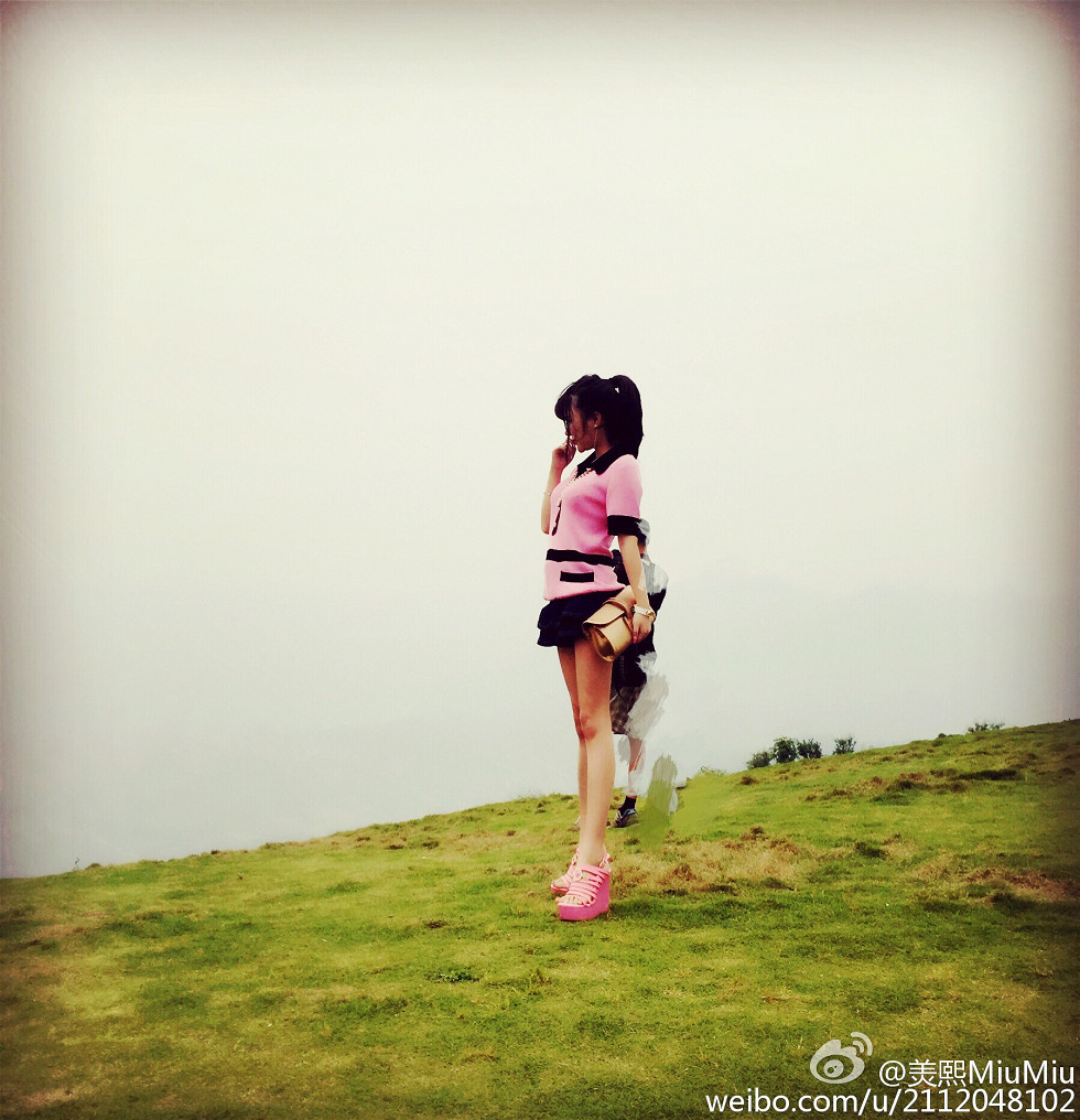 混血嫩模美熙MiuMiu完美身材火辣喷血大尺度微博写真456P