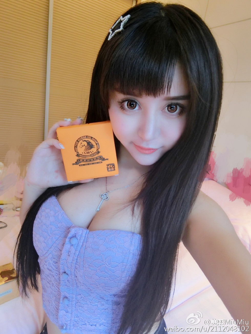 混血嫩模美熙MiuMiu完美身材火辣喷血大尺度微博写真456P