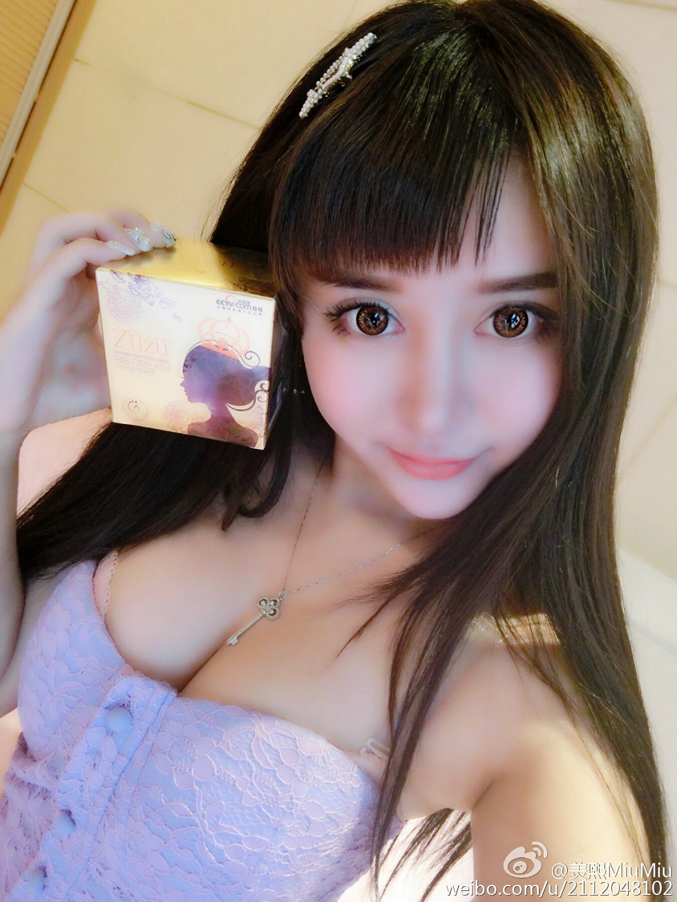 混血嫩模美熙MiuMiu完美身材火辣喷血大尺度微博写真456P