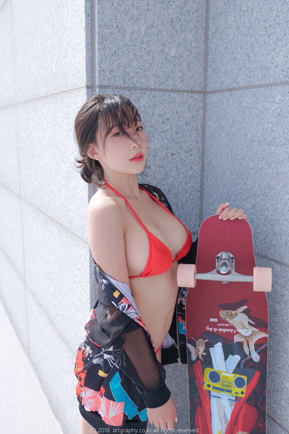 韩国人气模特姜仁卿户外红色比基尼+私房真空露背毛衣惹火诱惑写真49P