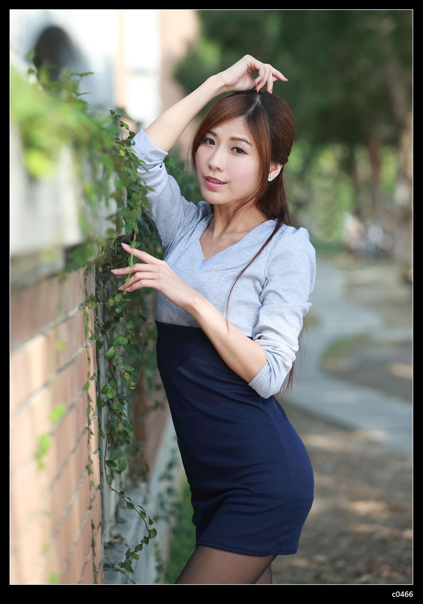 [台湾正妹] Agant小静 NTU外拍黑丝赏 写真集