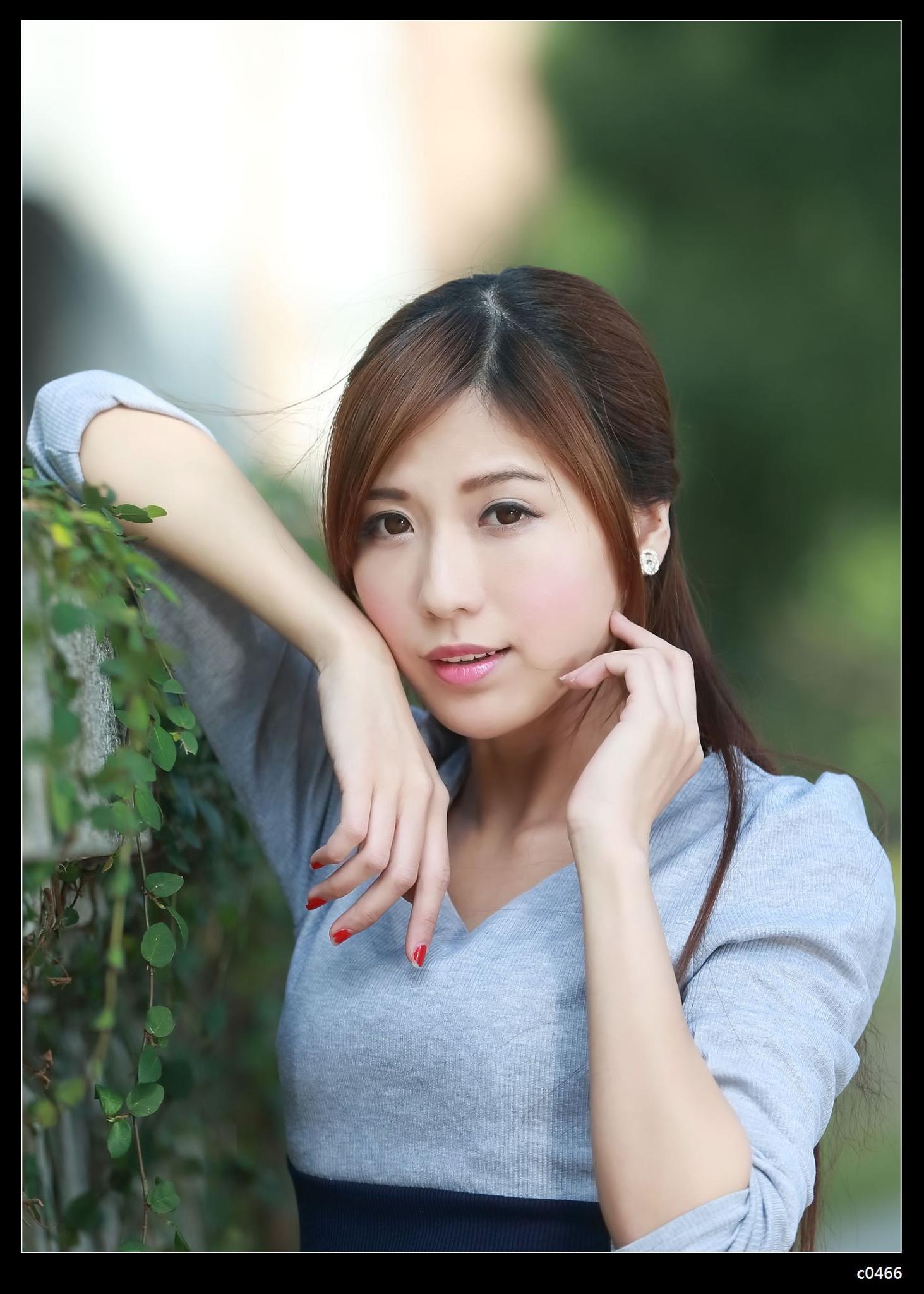 [台湾正妹] Agant小静 NTU外拍黑丝赏 写真集