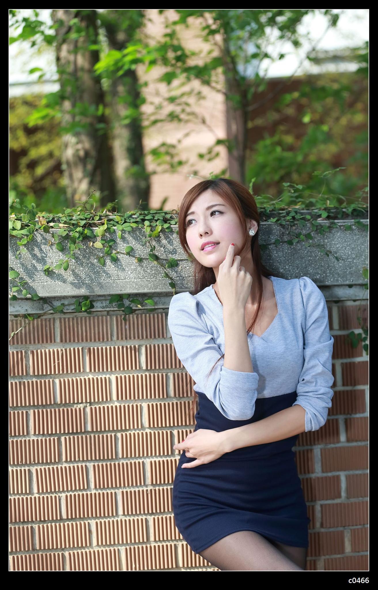 [台湾正妹] Agant小静 NTU外拍黑丝赏 写真集