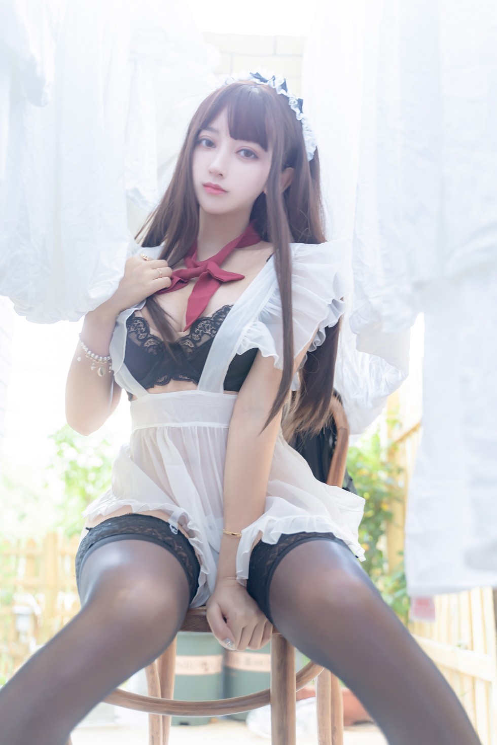 黑色薄纱女仆装妹子私房黑色内衣配白色蕾丝内裤惹火诱惑写真49P