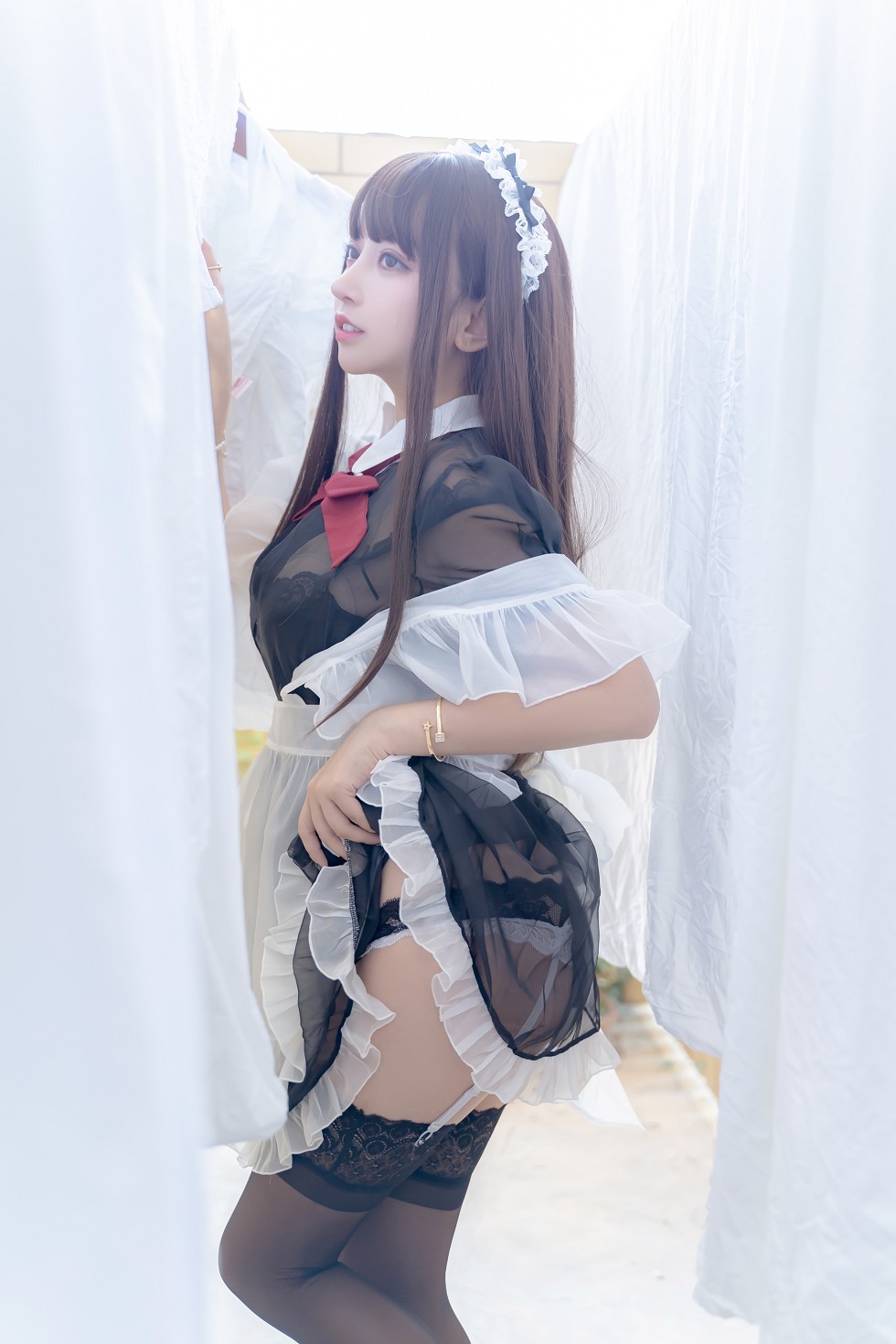 黑色薄纱女仆装妹子私房黑色内衣配白色蕾丝内裤惹火诱惑写真49P