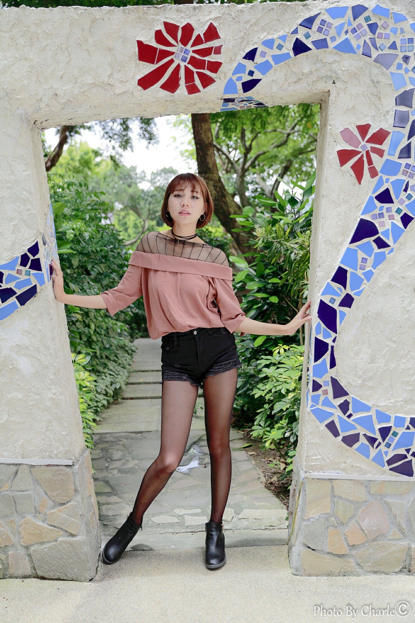 [台湾网红美女] 黄竹宣《圓山花博外拍》 写真集