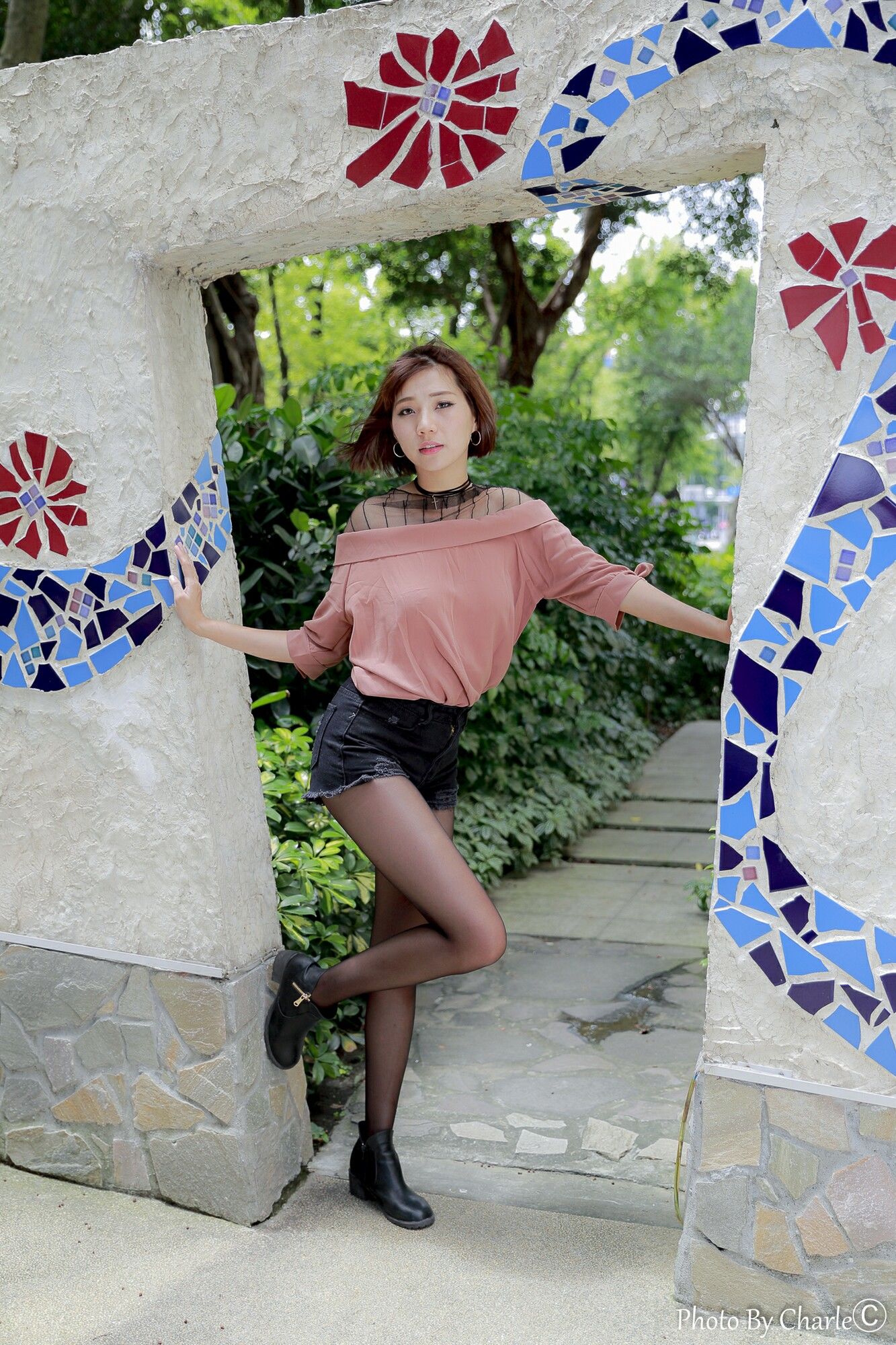 [台湾网红美女] 黄竹宣《圓山花博外拍》 写真集