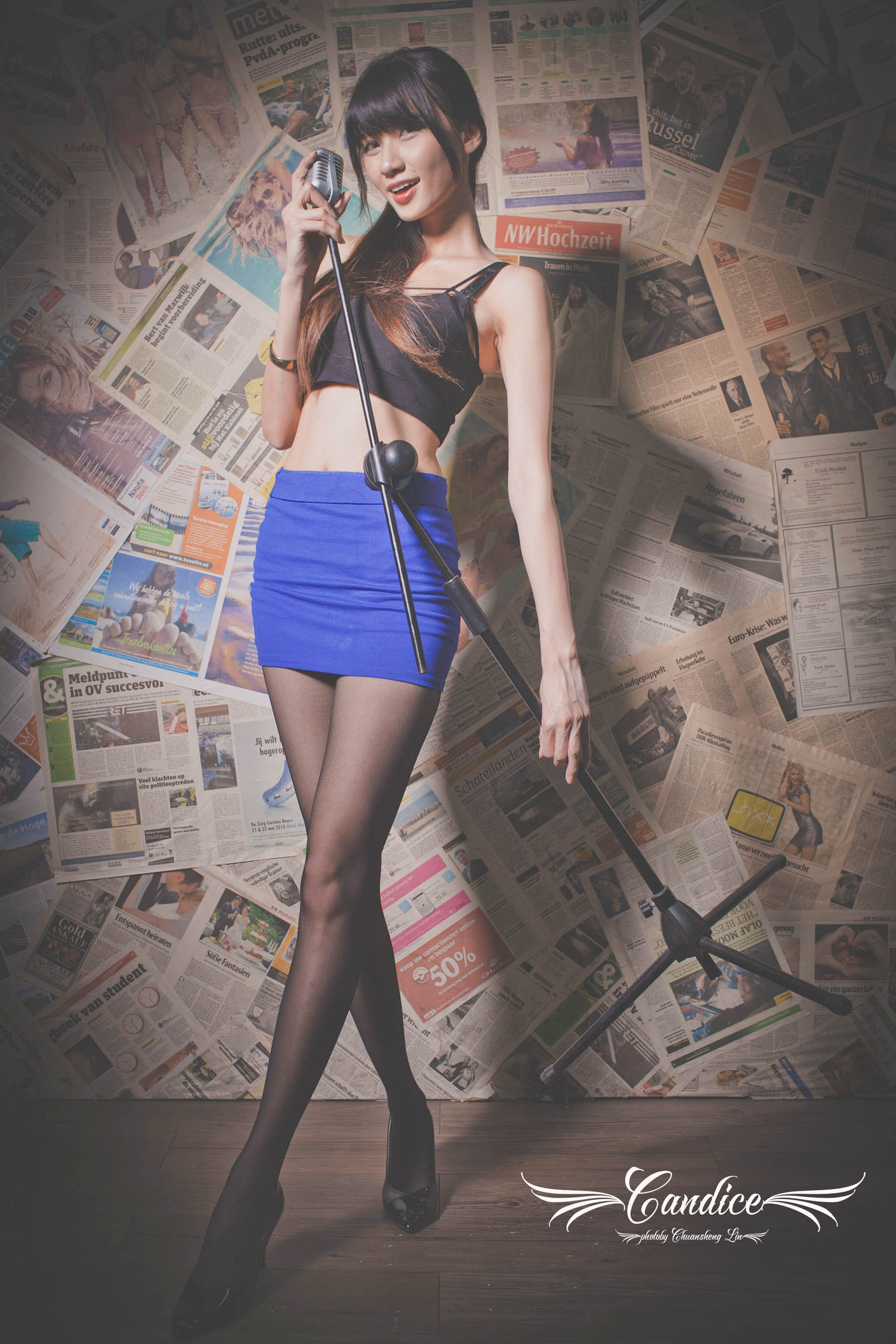 [台湾正妹] 蔡译心 - 棚拍黑丝制服美腿 写真集