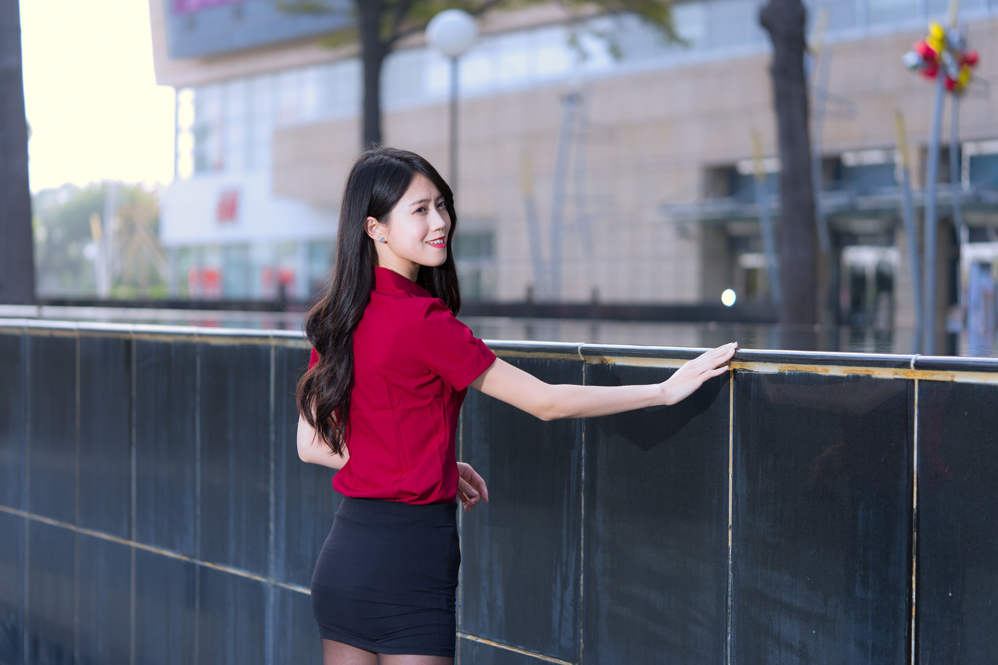 [台湾网红美女] Candy宝儿《夢時代黑丝街拍》 写真集