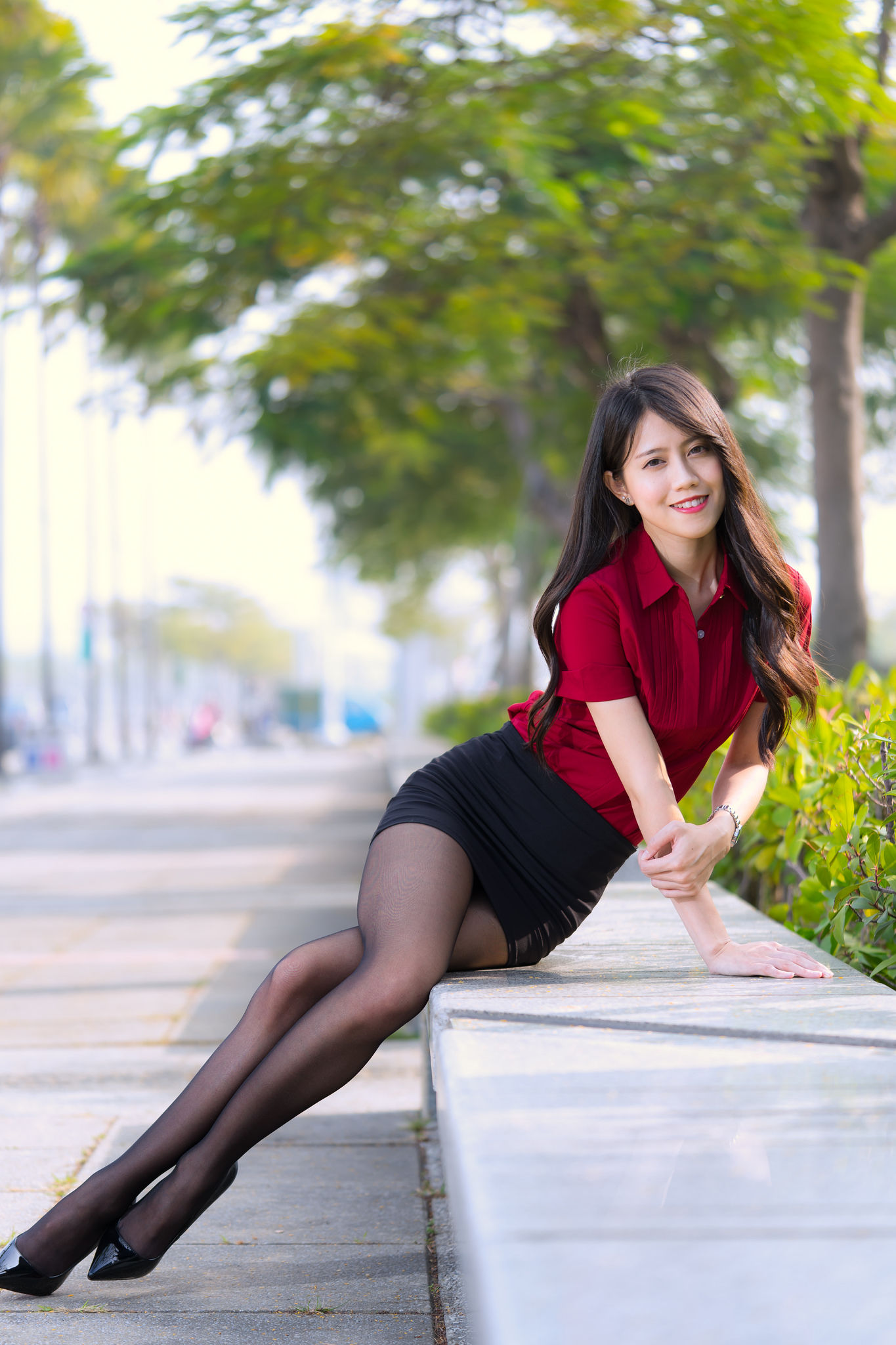 [台湾网红美女] Candy宝儿《夢時代黑丝街拍》 写真集