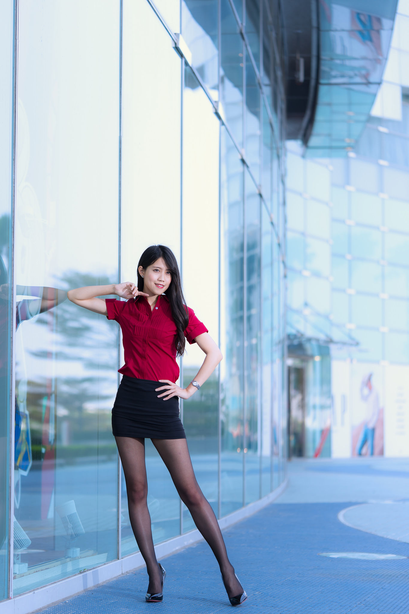 [台湾网红美女] Candy宝儿《夢時代黑丝街拍》 写真集