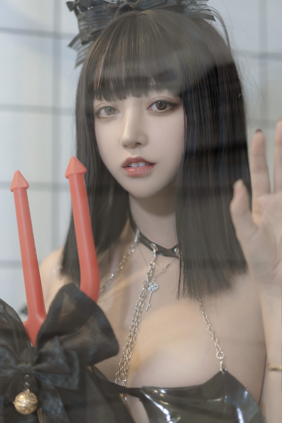 超人气Cosplay写真美女过期米线线喵小恶魔主题黑色情趣内衣惹火写真40P