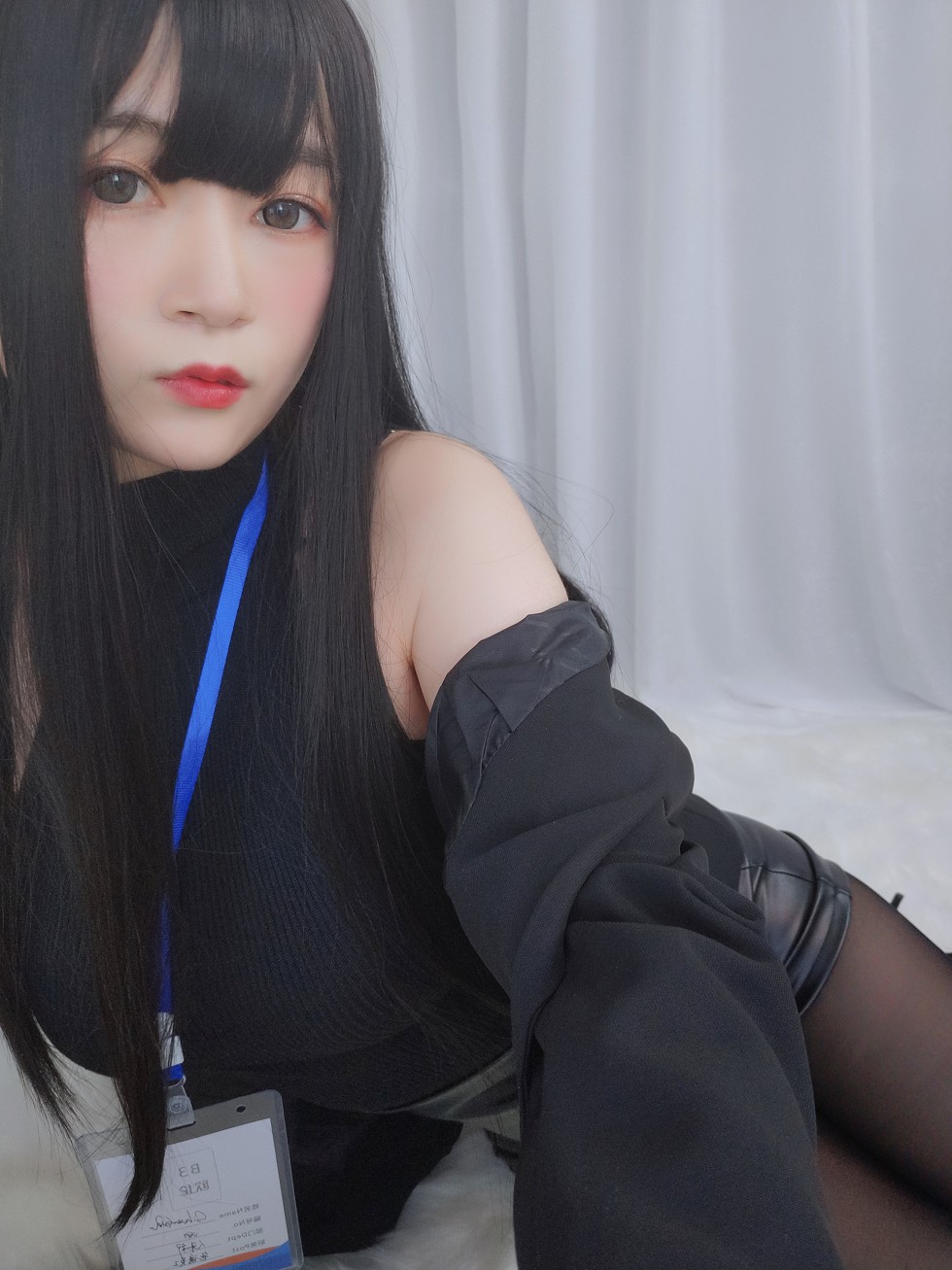 网红美女白银职场新人套主题私房开档黑丝裤袜秀翘臀撩人诱惑写真118P