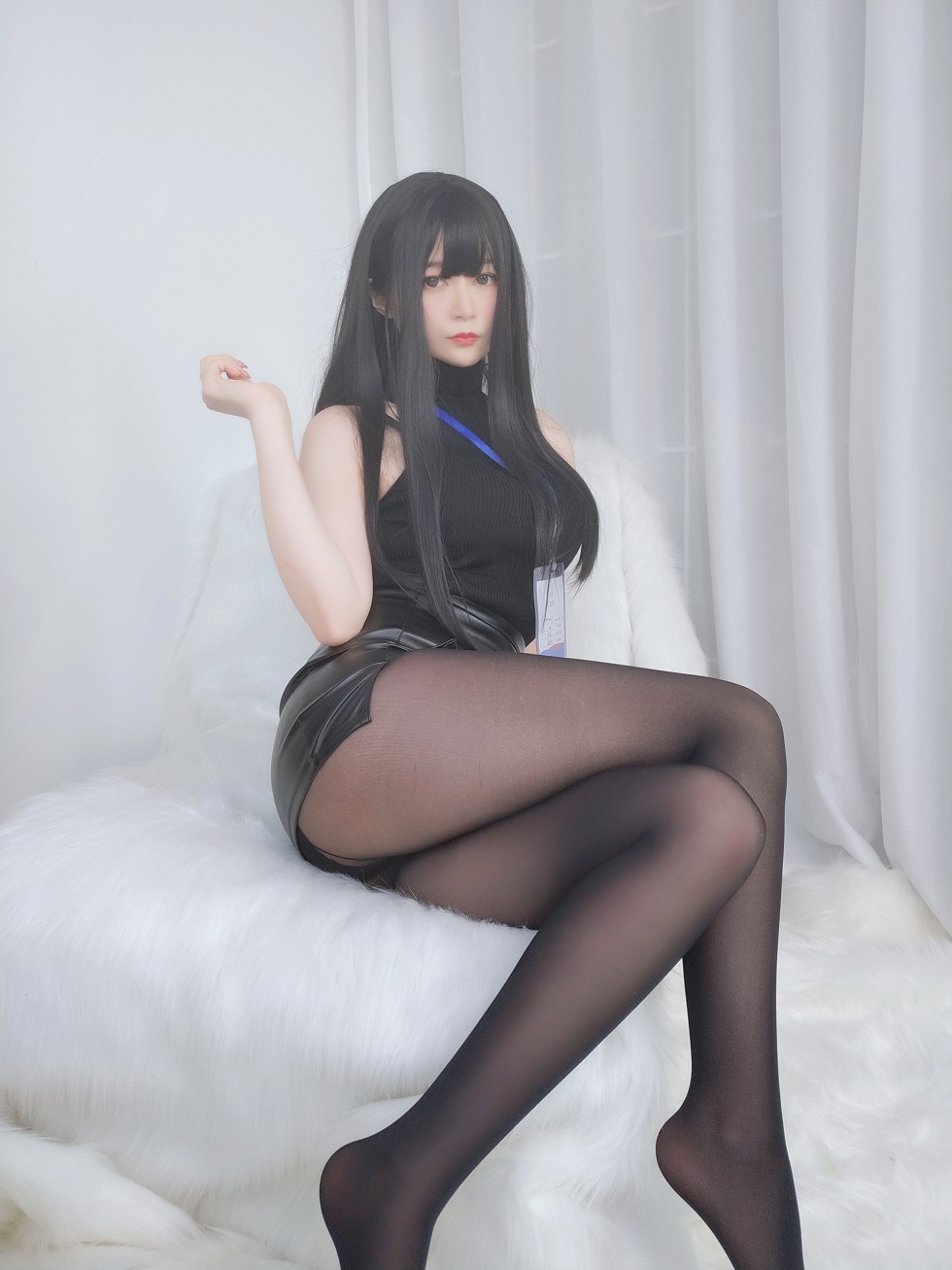 网红美女白银职场新人套主题私房开档黑丝裤袜秀翘臀撩人诱惑写真118P