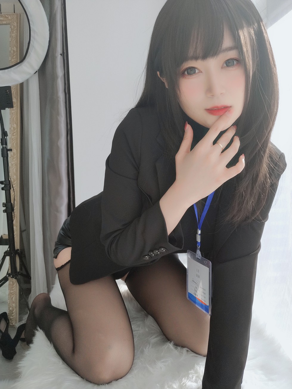 网红美女白银职场新人套主题私房开档黑丝裤袜秀翘臀撩人诱惑写真118P