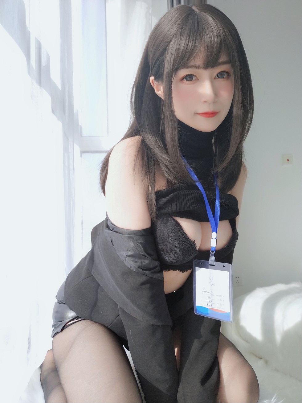 网红美女白银职场新人套主题私房开档黑丝裤袜秀翘臀撩人诱惑写真118P