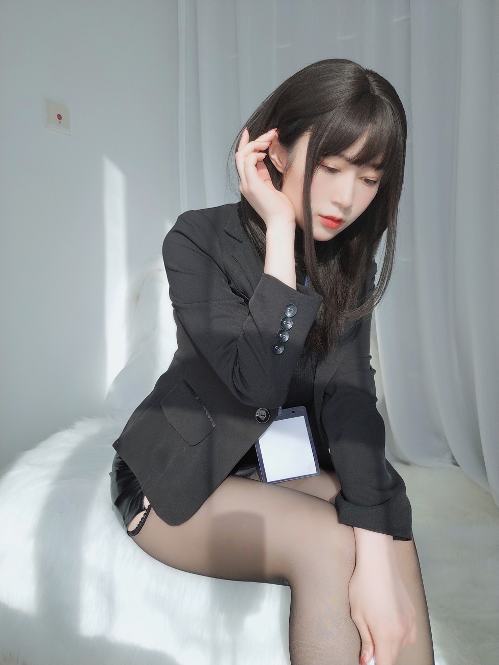 网红美女白银职场新人套主题私房开档黑丝裤袜秀翘臀撩人诱惑写真118P