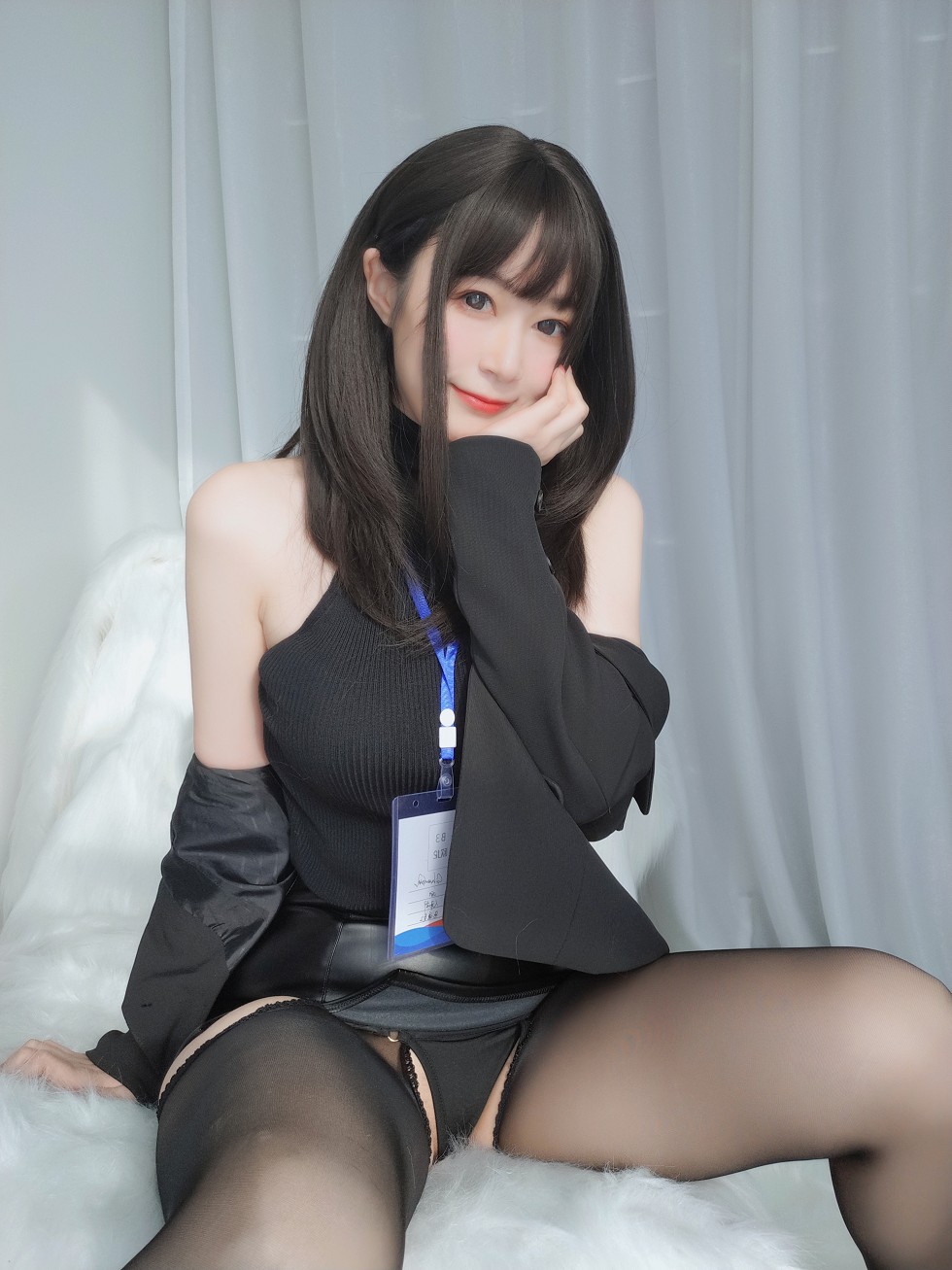 网红美女白银职场新人套主题私房开档黑丝裤袜秀翘臀撩人诱惑写真118P