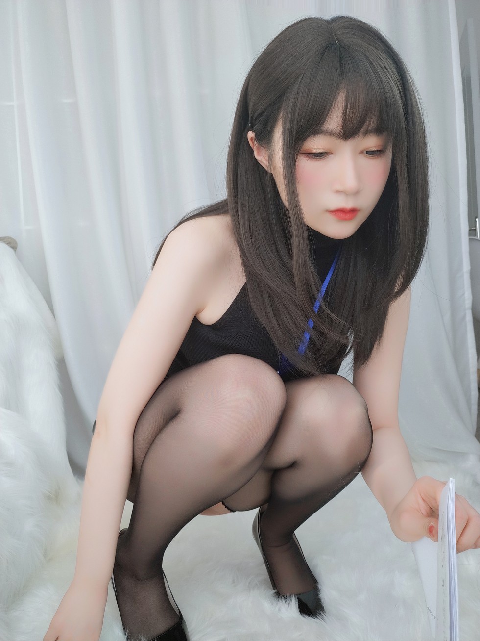 网红美女白银职场新人套主题私房开档黑丝裤袜秀翘臀撩人诱惑写真118P