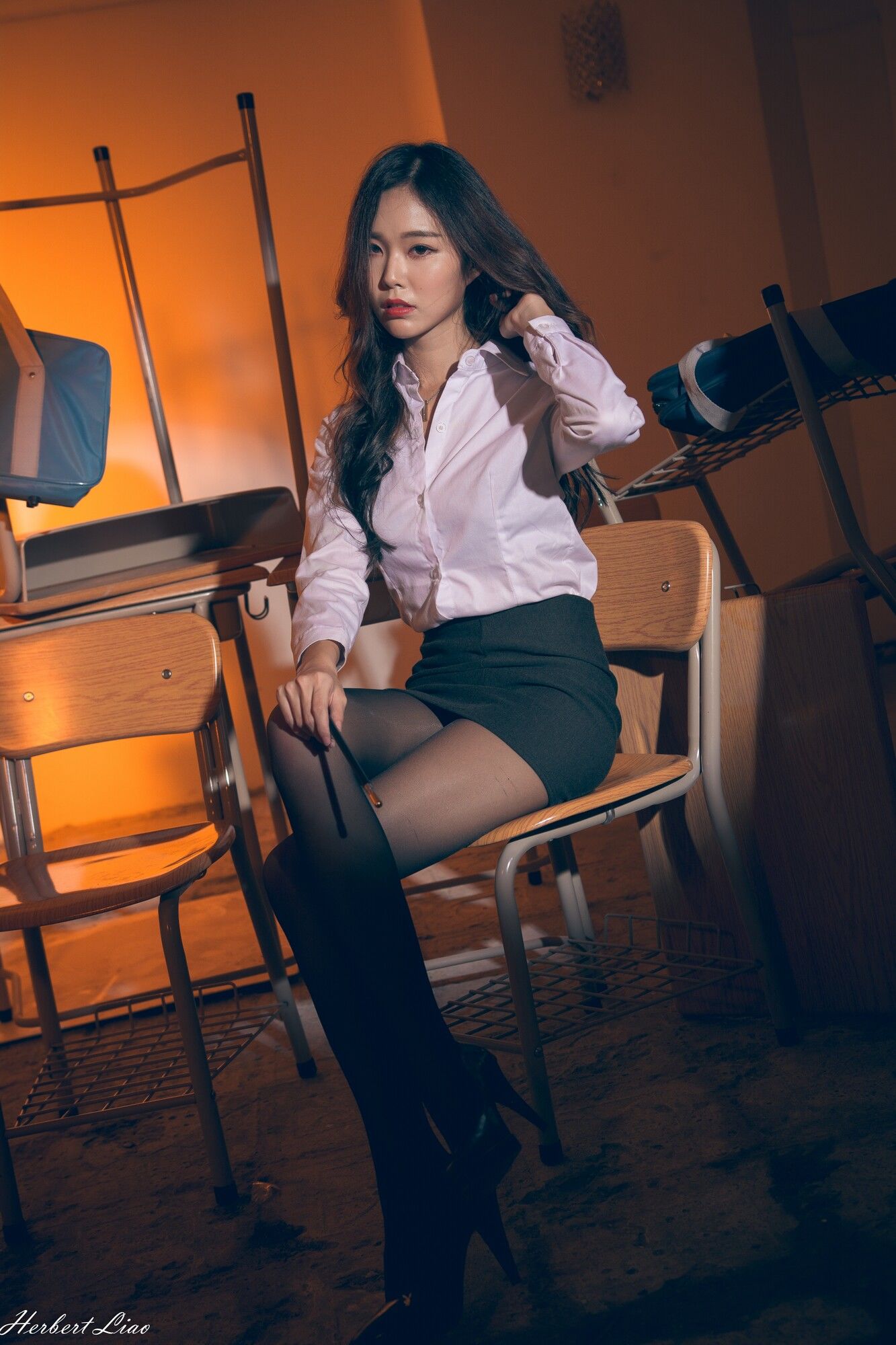 [台湾正妹] 黄上晏Rubis《黑丝靈異教師》 写真集