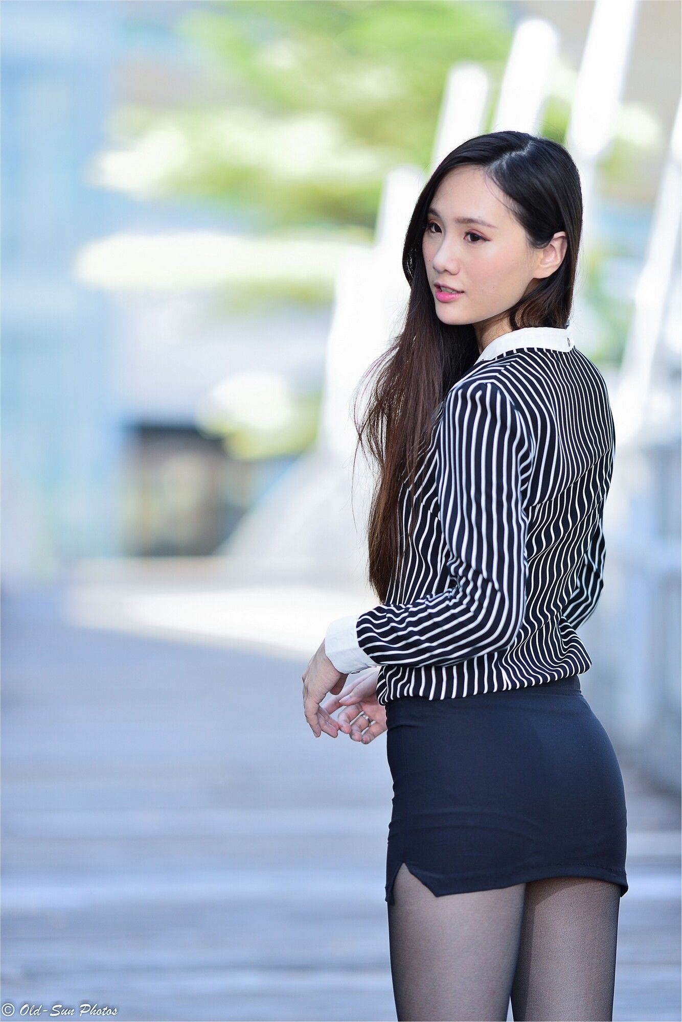 [台湾正妹] 张小米 - 黑丝OL女郎外拍 写真集