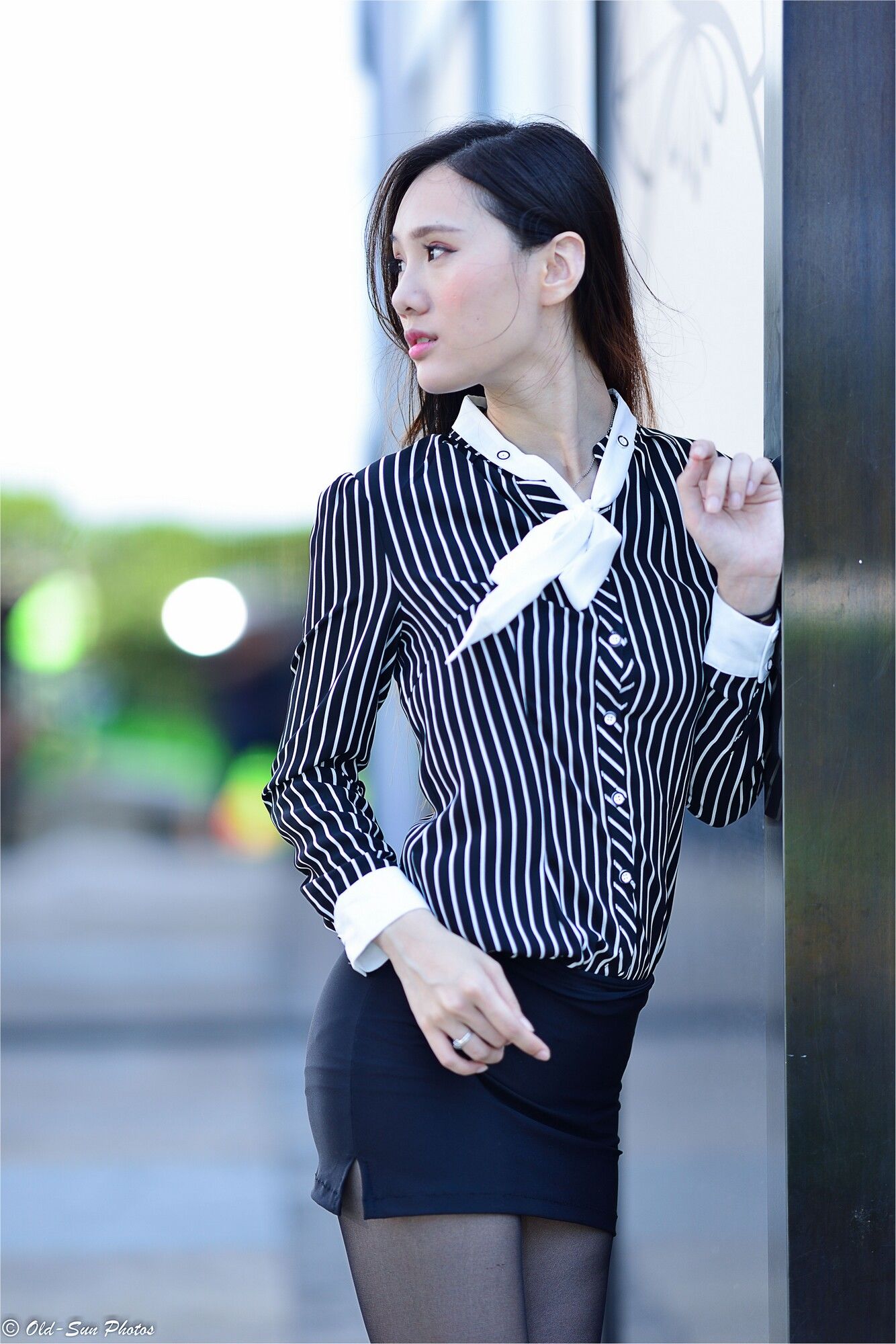 [台湾正妹] 张小米 - 黑丝OL女郎外拍 写真集