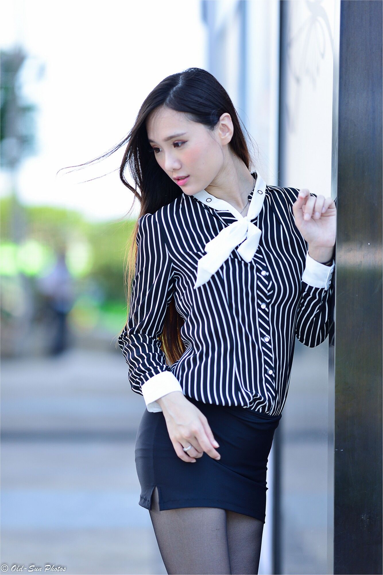 [台湾正妹] 张小米 - 黑丝OL女郎外拍 写真集