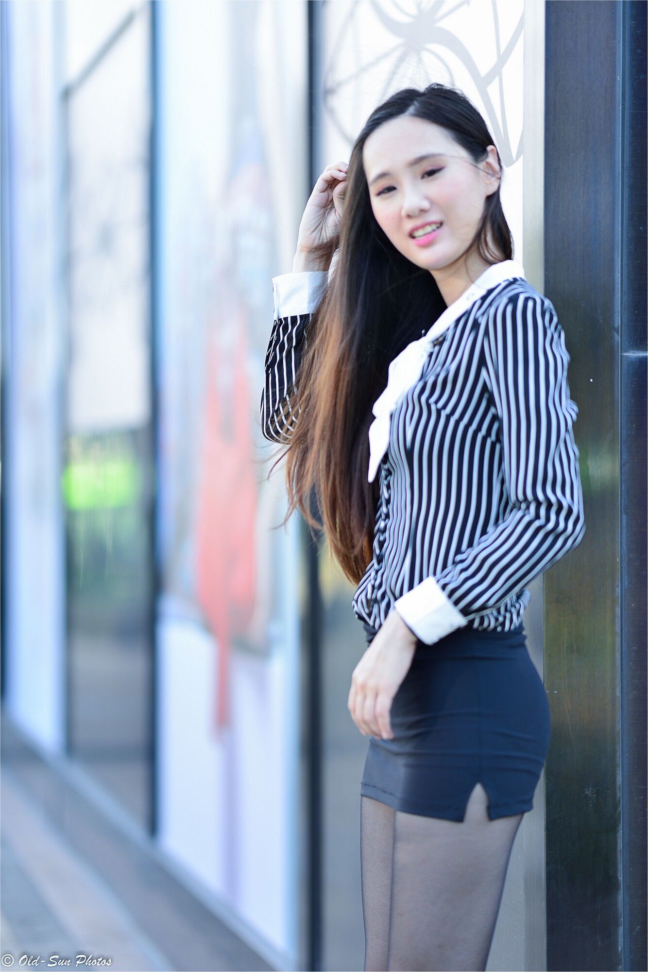 [台湾正妹] 张小米 - 黑丝OL女郎外拍 写真集