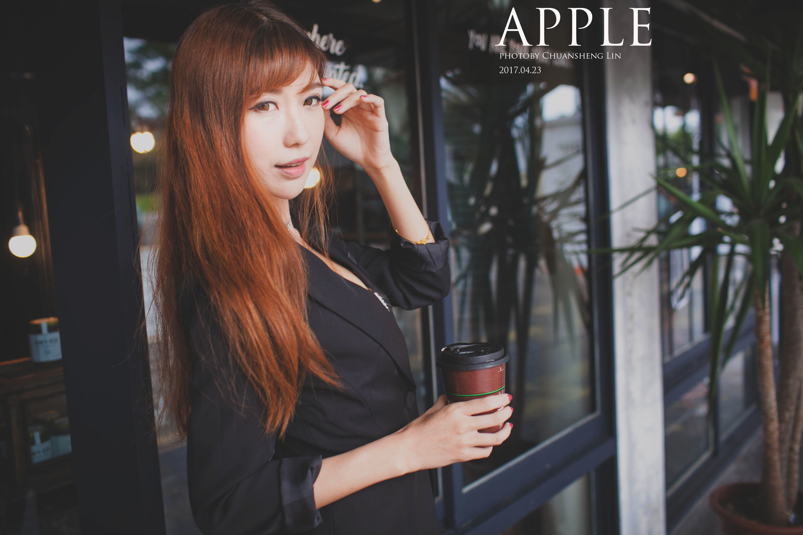 [台湾女神] 张闵净(小净) - OL外拍 写真集