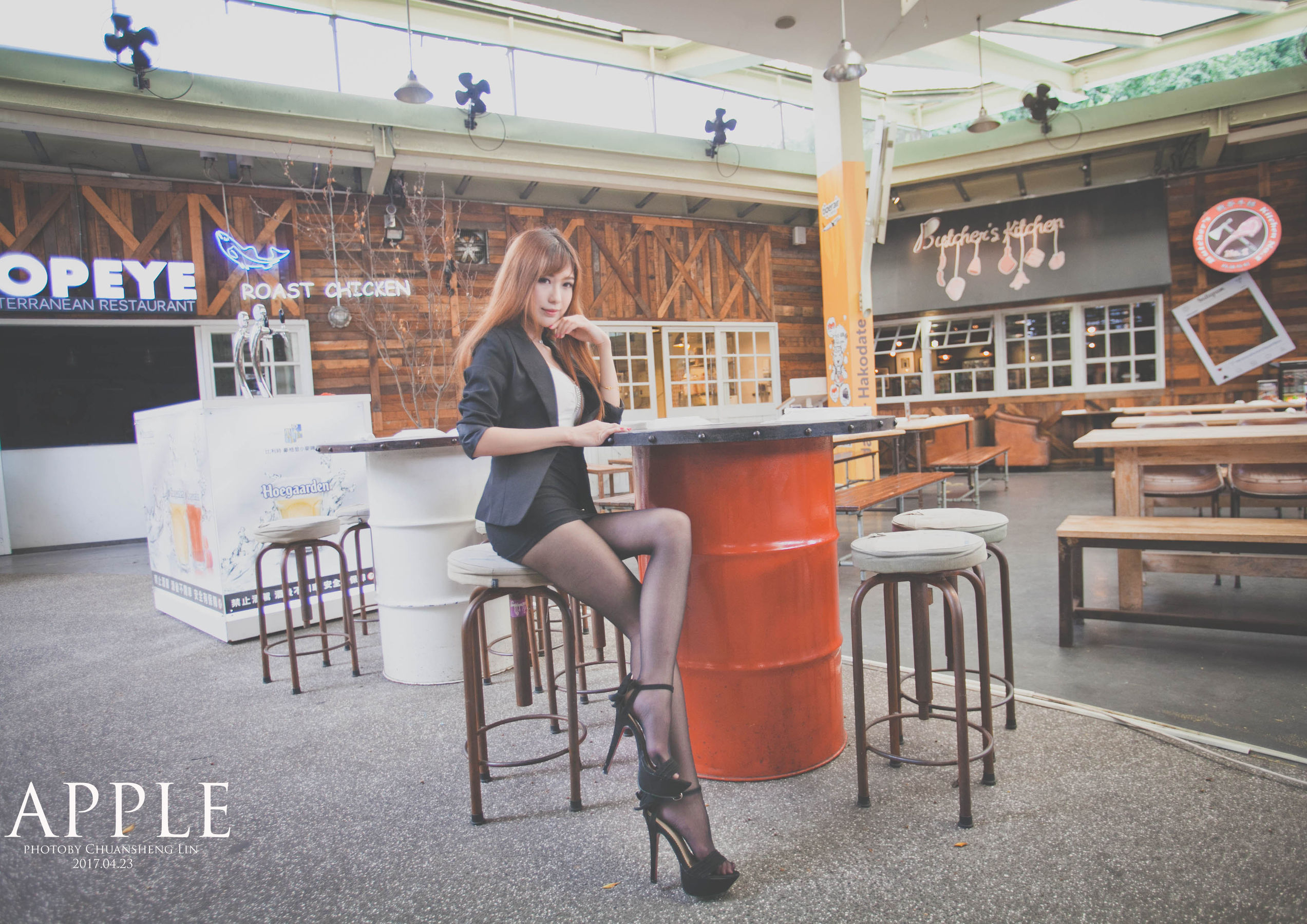 [台湾女神] 张闵净(小净) - OL外拍 写真集