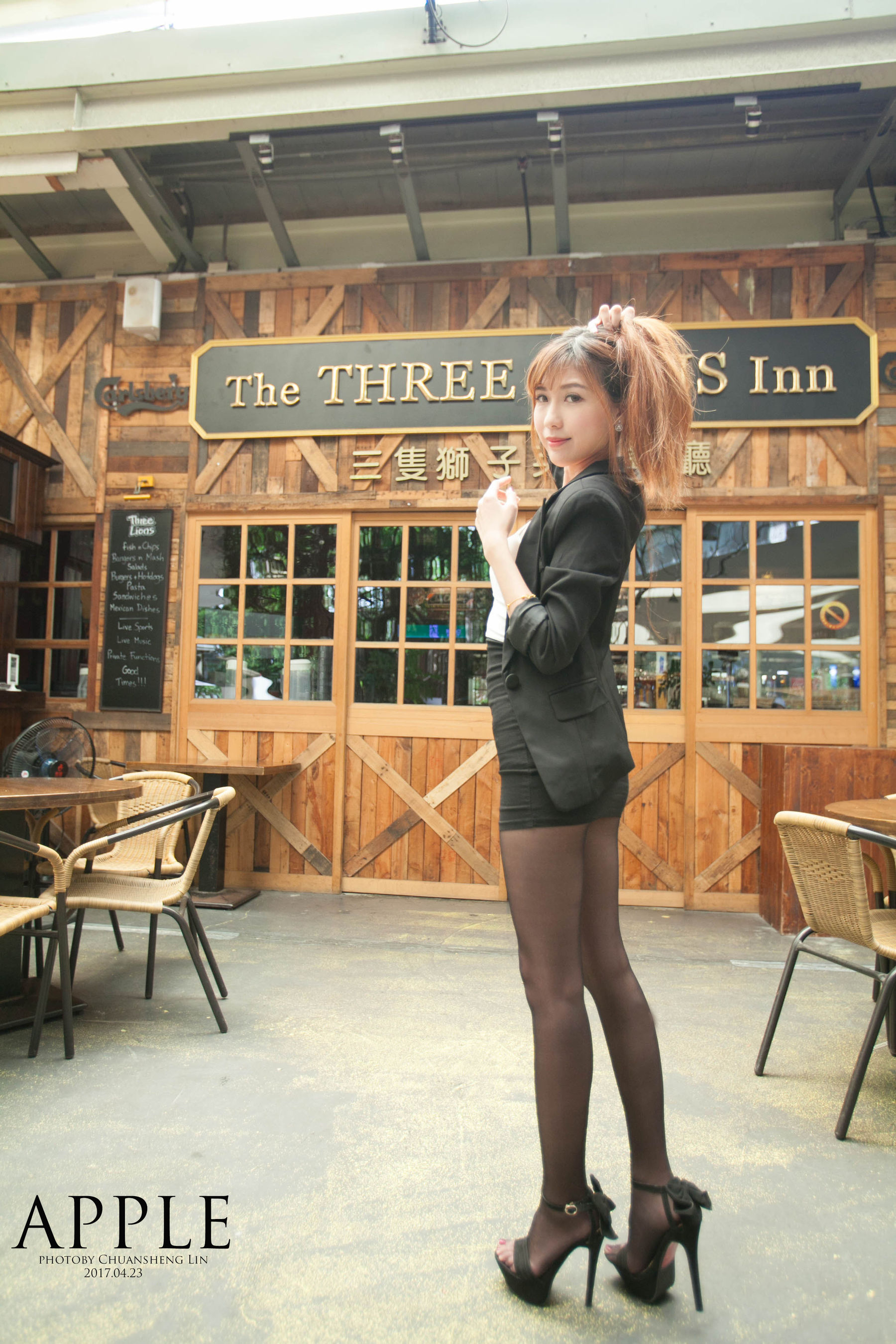 [台湾女神] 张闵净(小净) - OL外拍 写真集