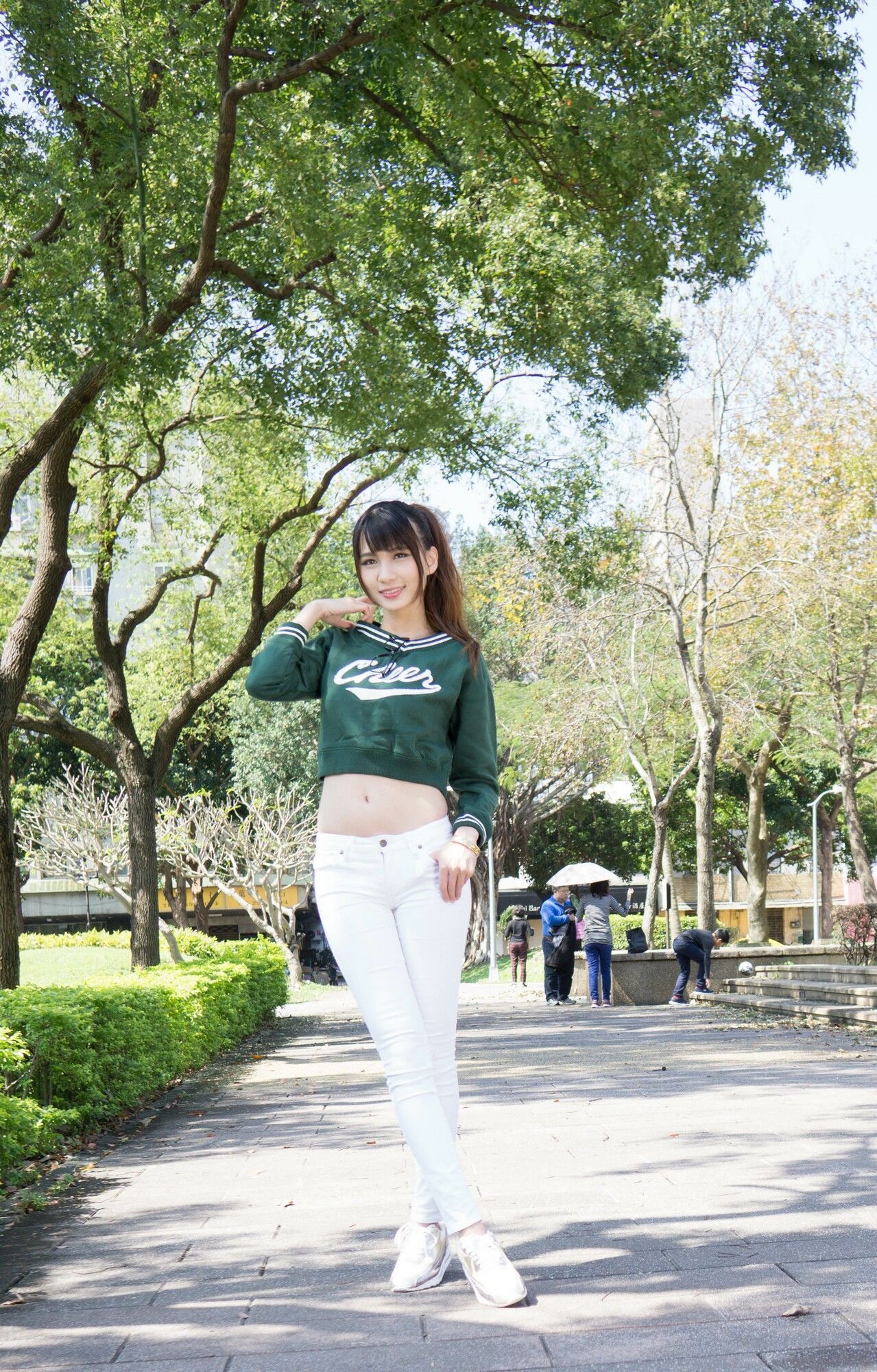 [台湾正妹] 蔡译心Candice《信义商区+東區+華山文創+中山區外拍》 写真集