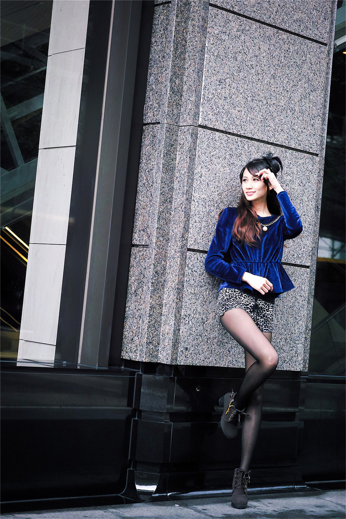 [台湾正妹] 蔡译心Candice《信义商区+東區+華山文創+中山區外拍》 写真集