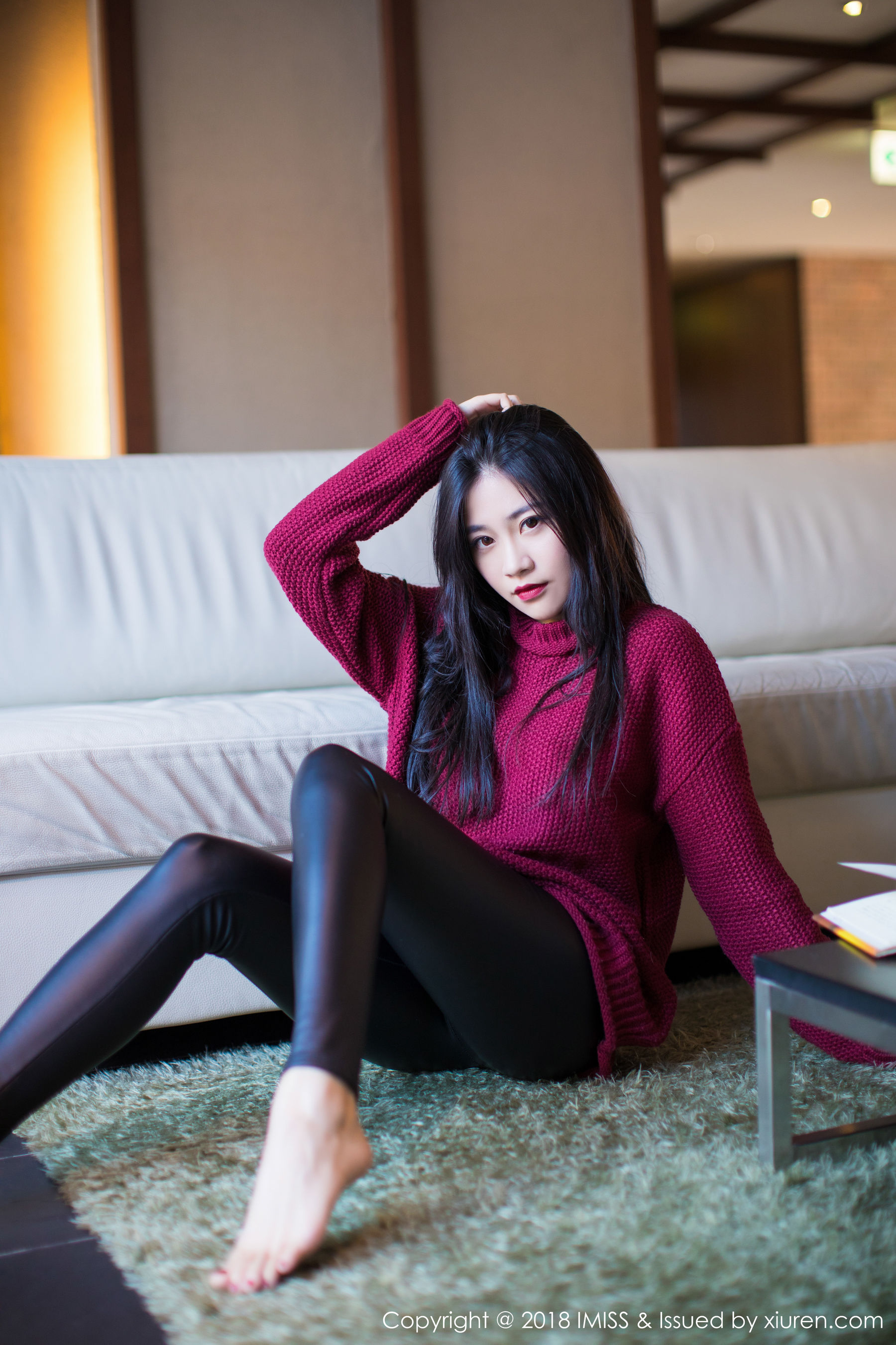 许诺Sabrina《极致美到窒息的美腿诱惑》 [爱蜜社IMiss] Vol.239 写真集