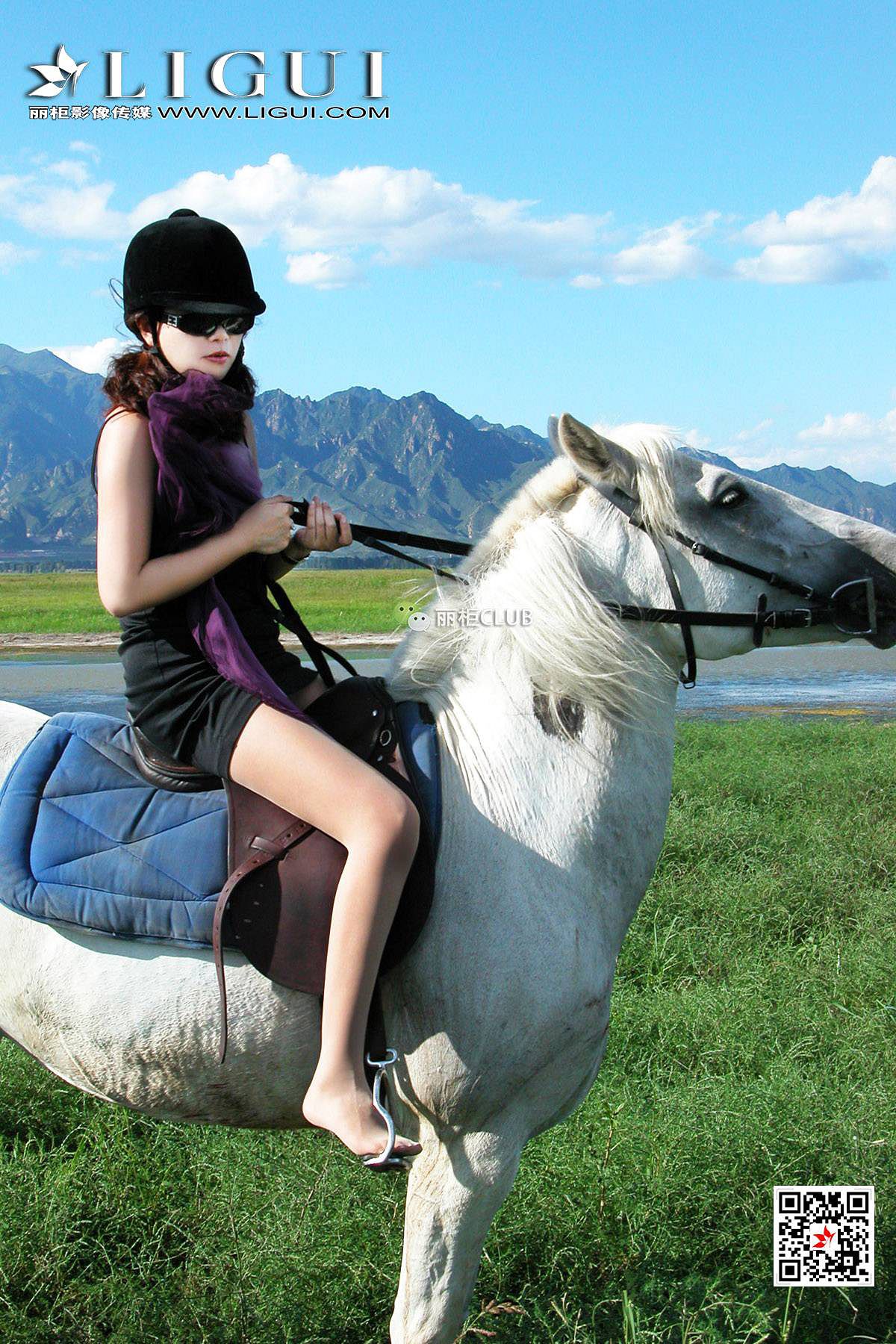 腿模丝高《白马女郎美丝》 [丽柜LIGUI] 美腿丝足 写真集