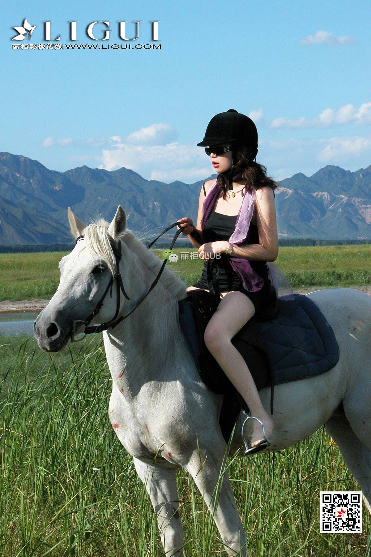 腿模丝高《白马女郎美丝》 [丽柜LIGUI] 美腿丝足 写真集