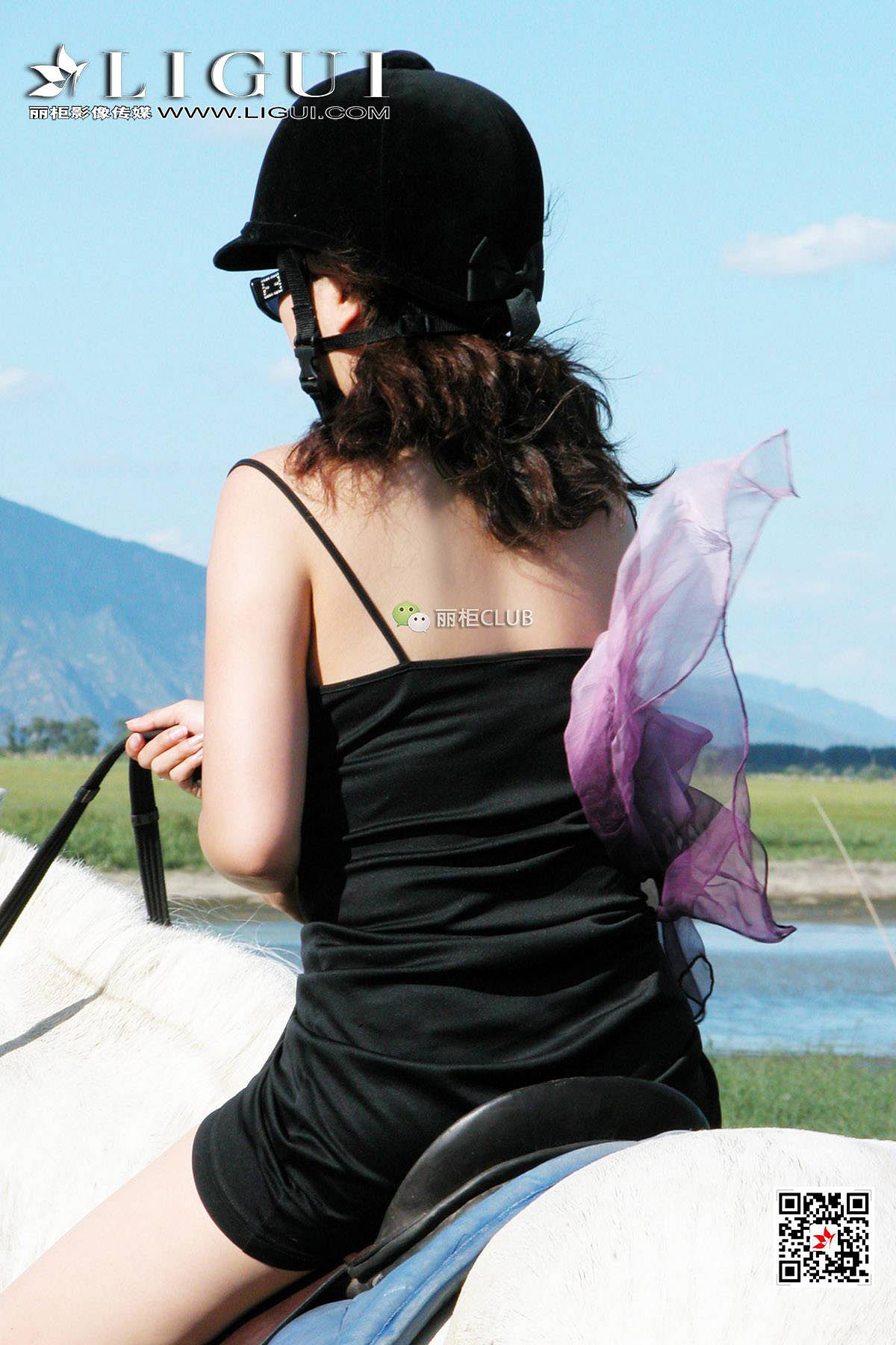 腿模丝高《白马女郎美丝》 [丽柜LIGUI] 美腿丝足 写真集