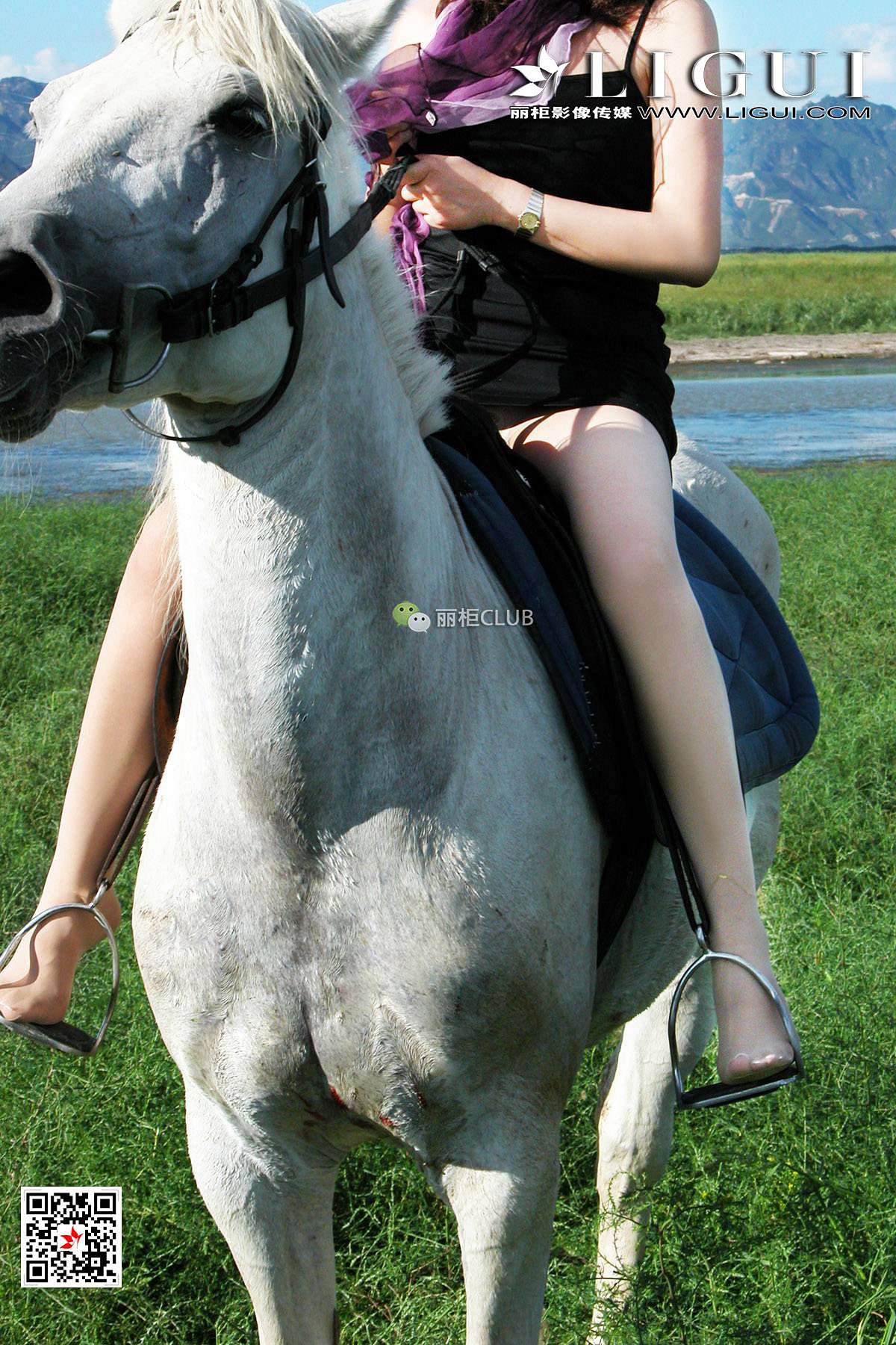 腿模丝高《白马女郎美丝》 [丽柜LIGUI] 美腿丝足 写真集