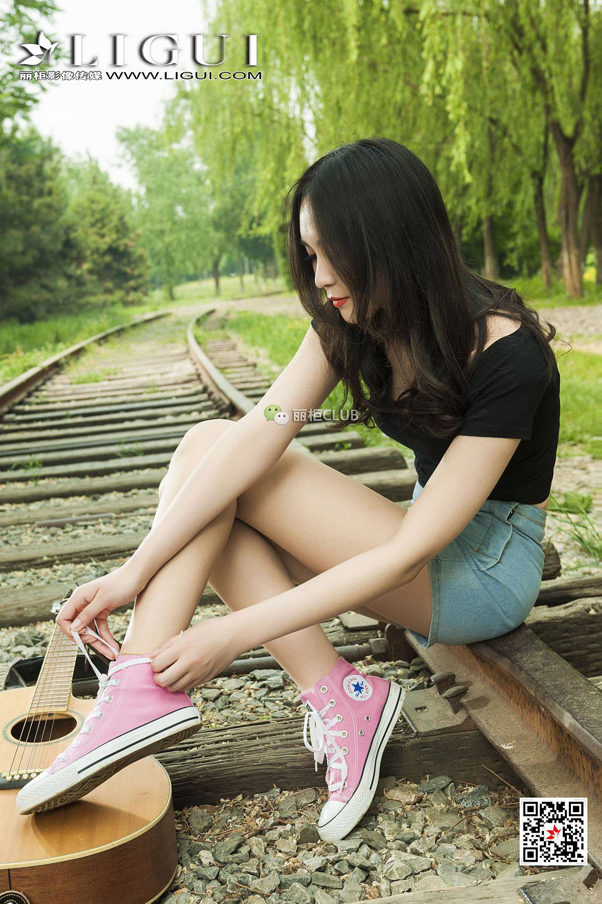 腿模小戈《文艺丝足少女》 [丽柜LIGUI] 美腿丝足 写真集