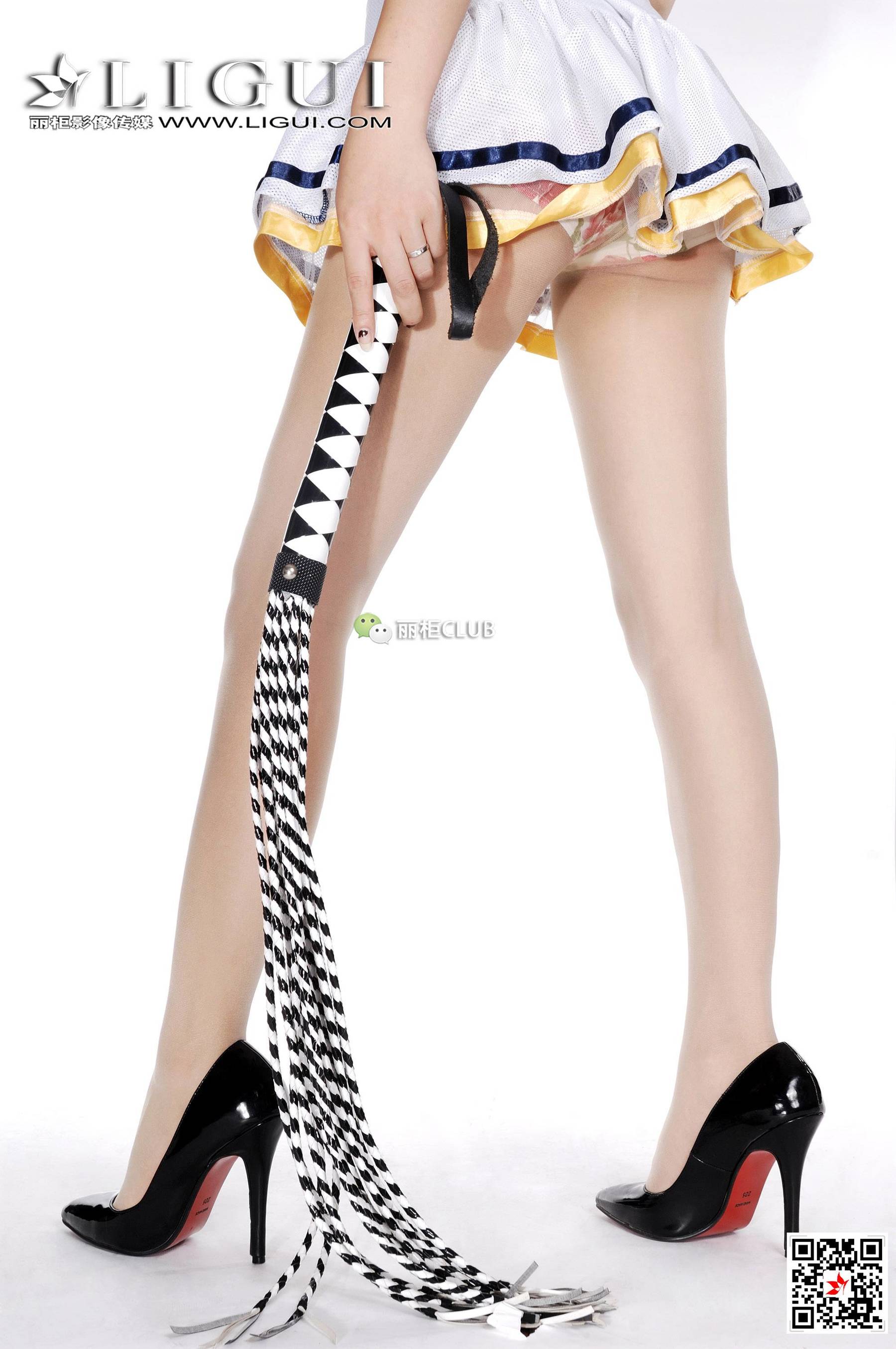 腿模英子《肉丝玉足》 [丽柜Ligui] 经典回顾 美腿丝足写真集