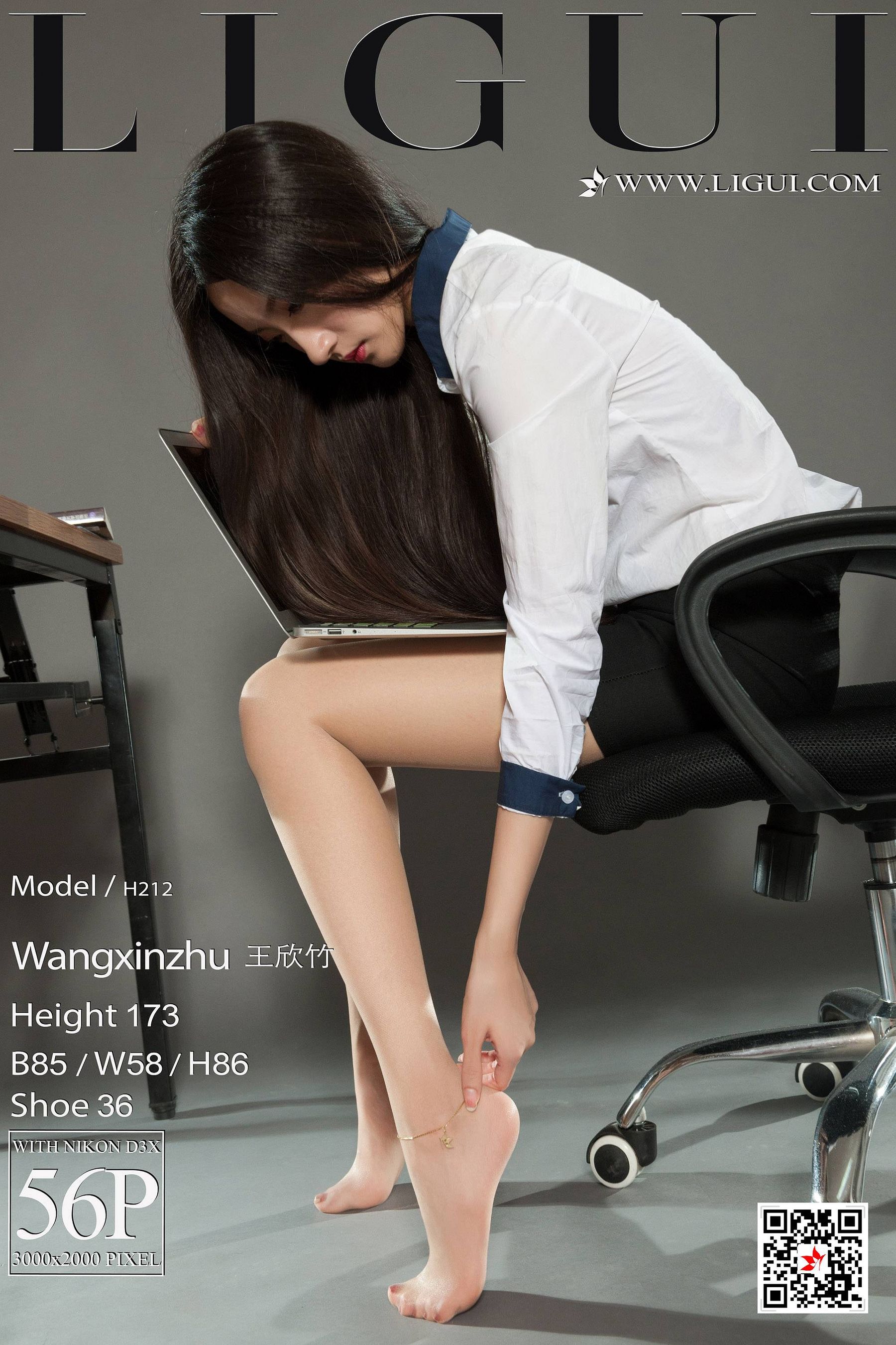 王欣竹《OL制服美足》 [丽柜Ligui] 网络丽人 美腿丝足写真集