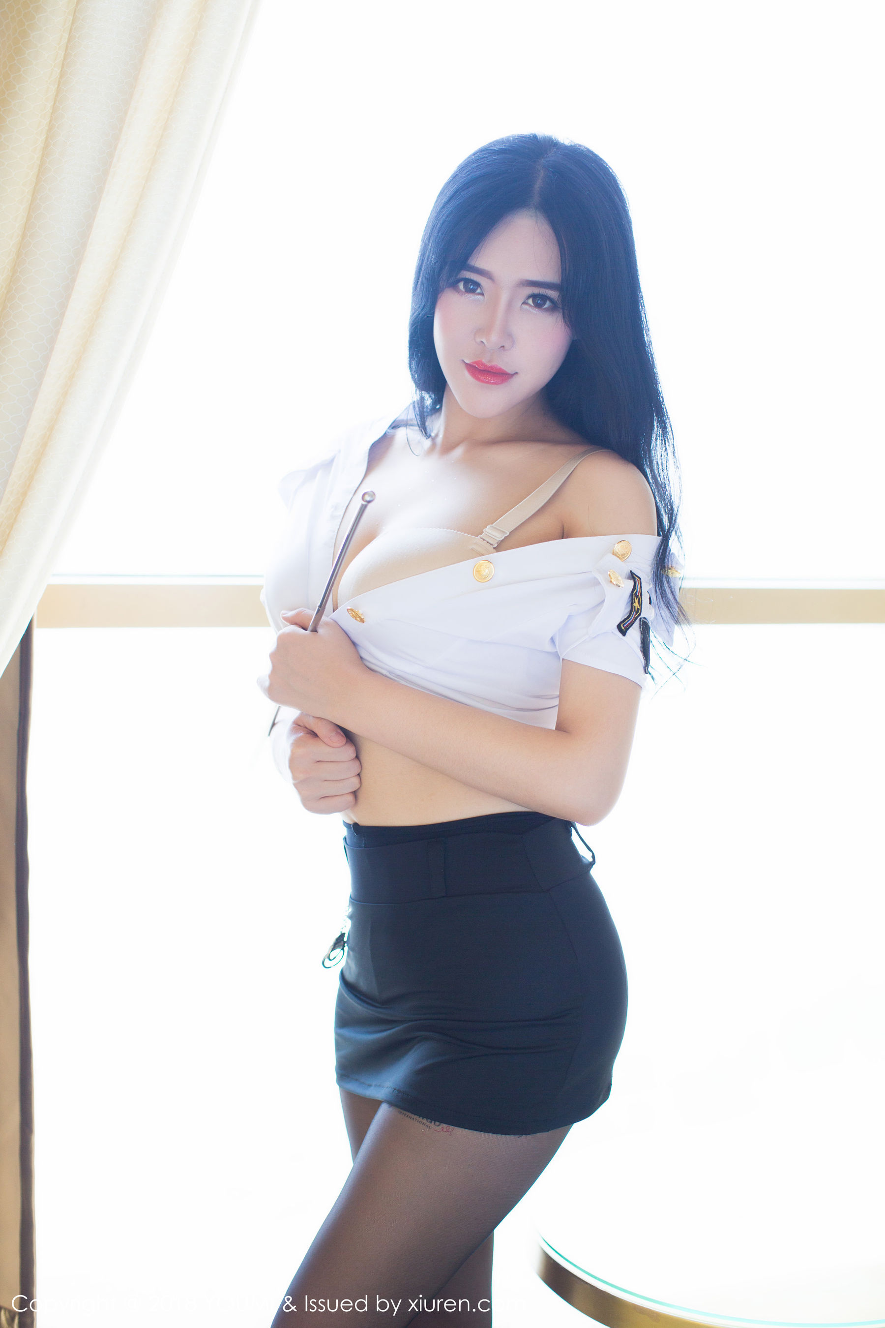 刘钰儿《性感情趣制服系列》 [尤蜜荟YouMi] Vol.185 写真集